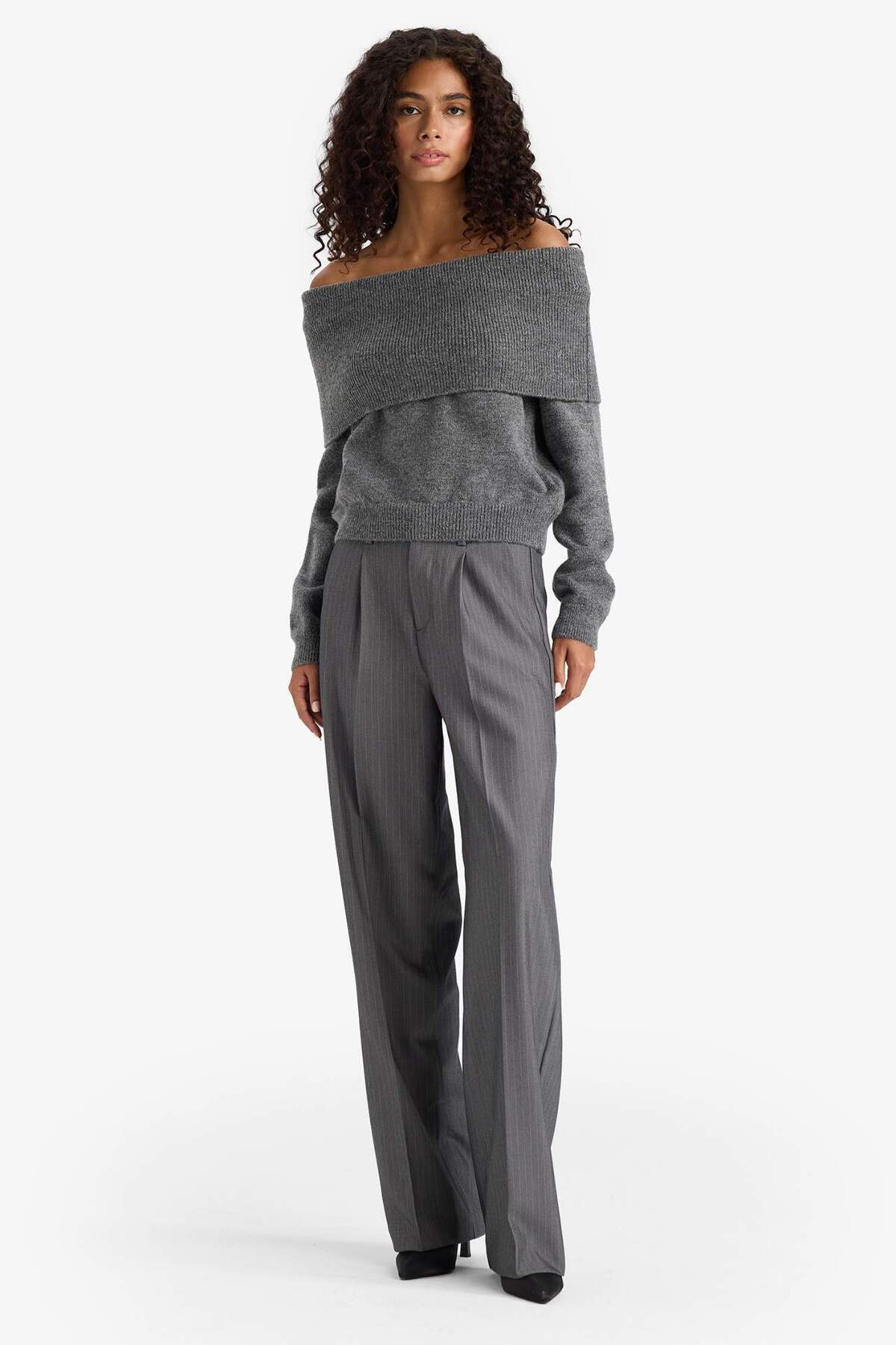 DeFacto Regular Fit Açık Omuz Triko Kazak F3029AX25WN görsel 2