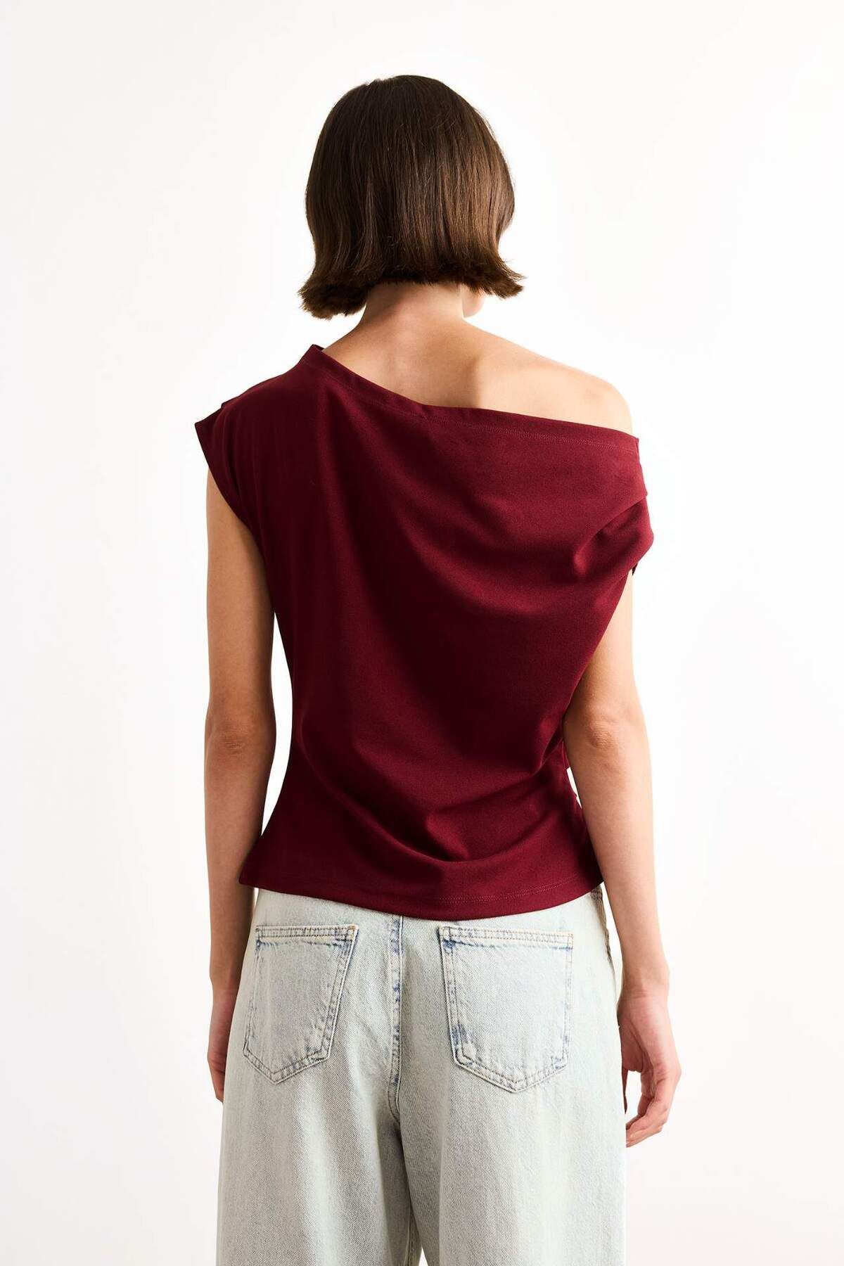 DeFacto-Fitted Basic Plain One Shoulder Undershirt F8993Ax25Sm 5