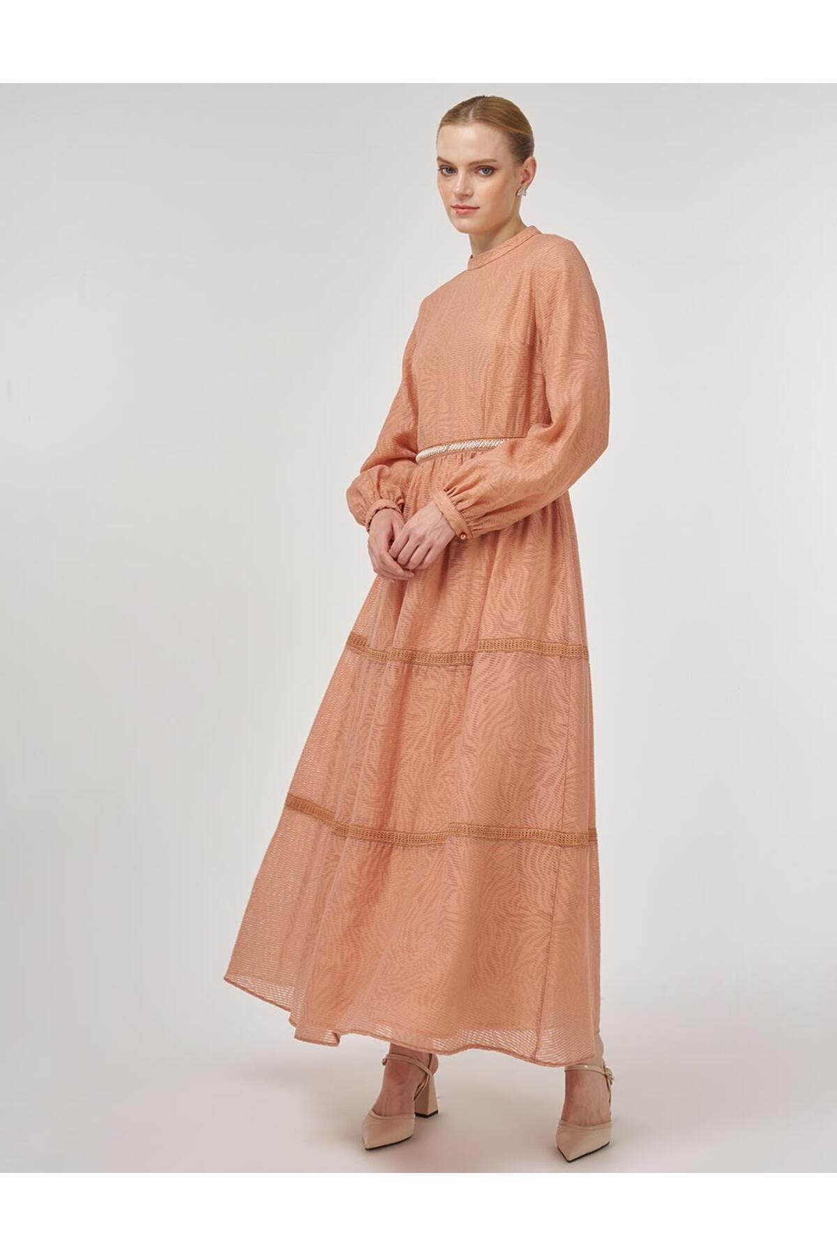 لباس مجلسی بنفش طرح ویسکوز مرواریدی Kayra