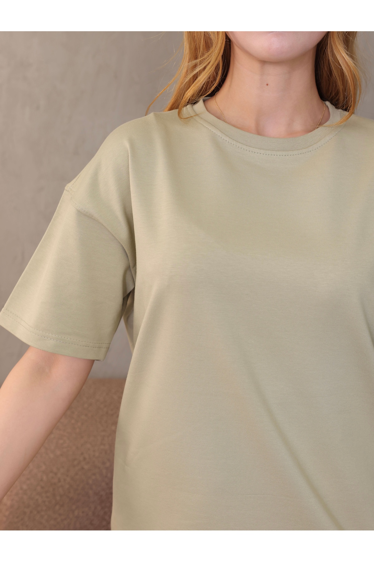 GRODY.T women's Oversize shabby boyfriend T-shirt bicycle collar, two yarn knitted T-shirt.