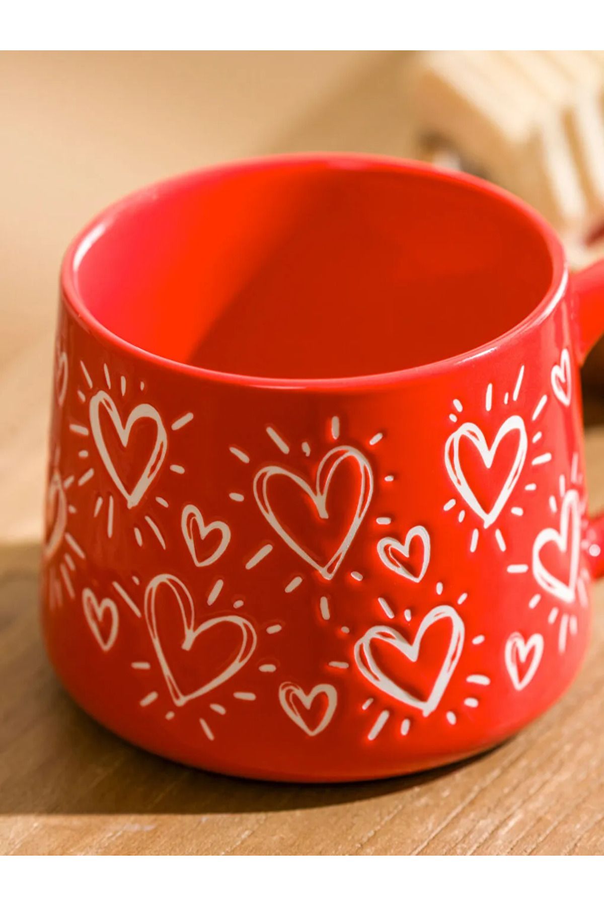 LC Waikiki-Lcw Home Red Heart Printed Ceramic Mug 310 ml 3