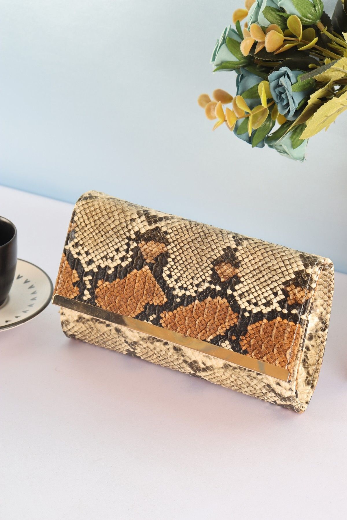 weem bag-Elysara Eb0399 |   Snake Pattern Elegant Slatted Portfolio Bag 1