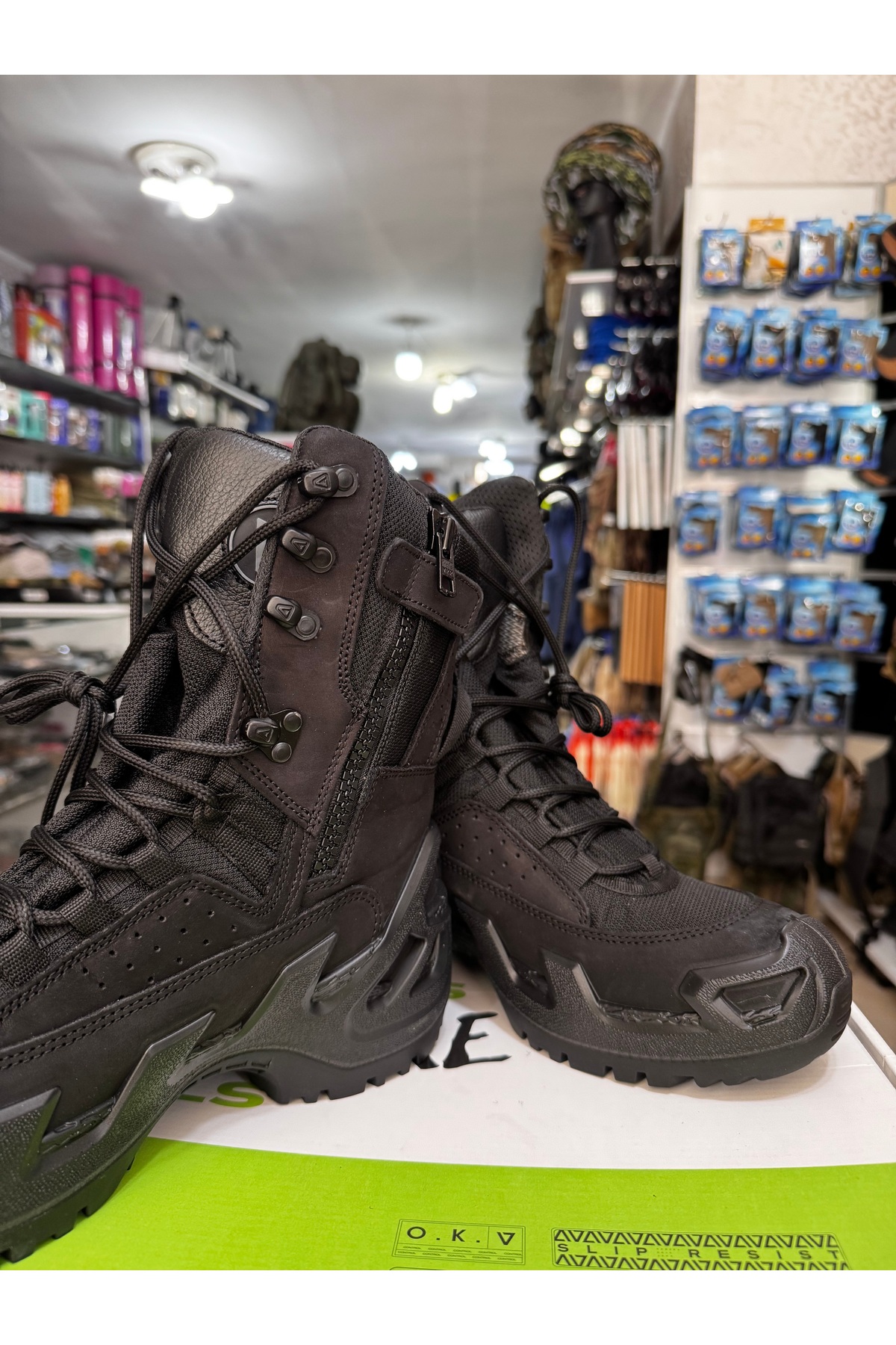 North  Vaneda 1191 V-Clutch Erkek Nubuk Bot – Siyah, Suya Dayanıklı - Görsel 5