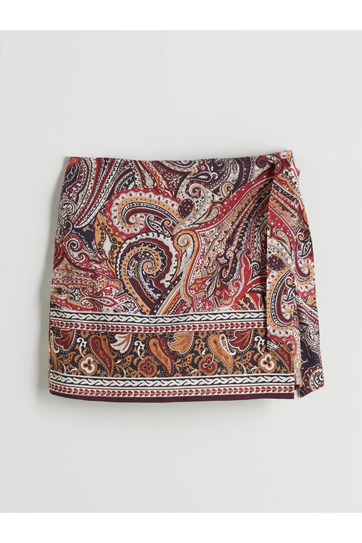 LC Waikiki-Sparkling Selections from Shining Store |   Orange Elastic Waist Ethnic Patterned Short Skirt 1