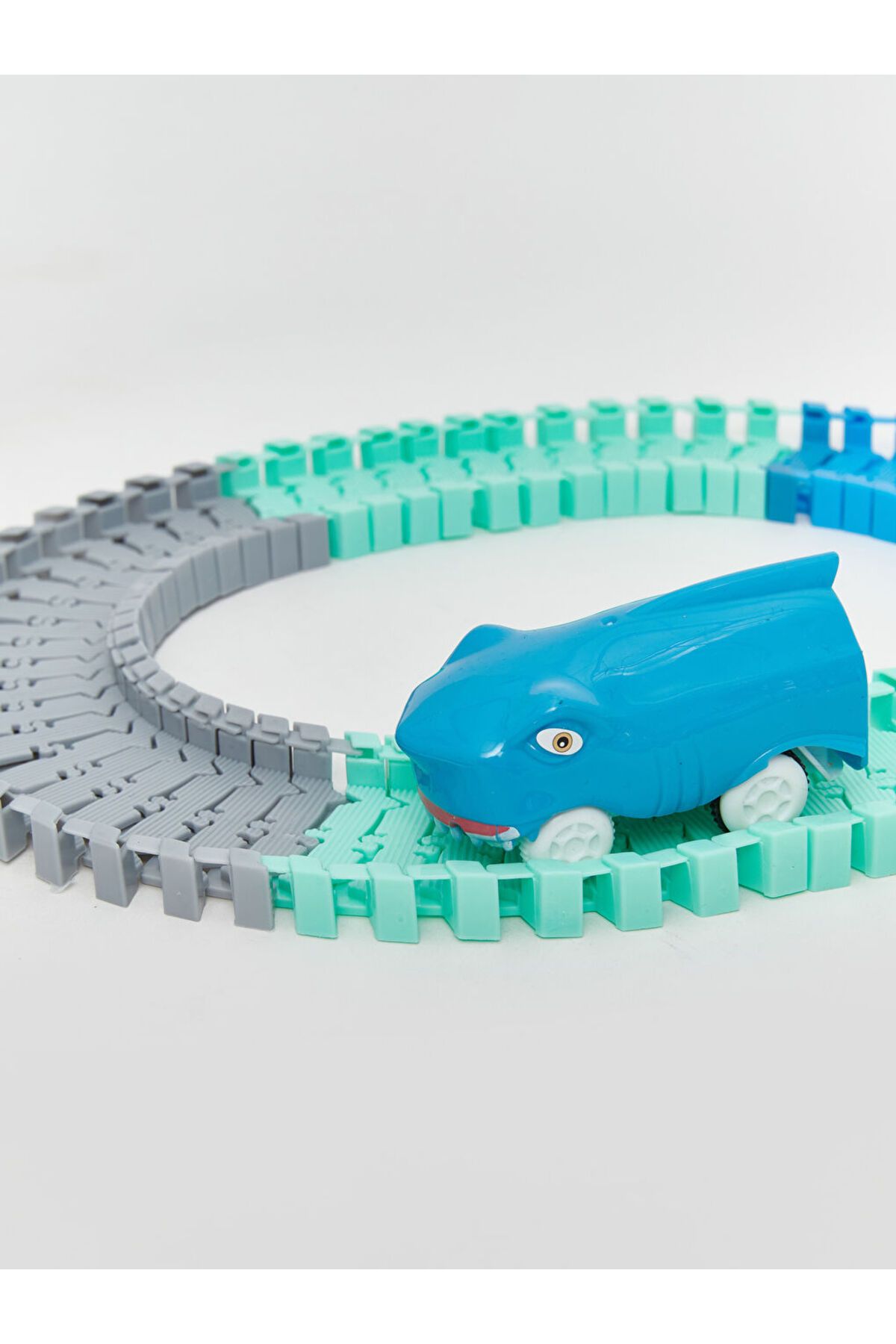 LC Waikiki-Sparkling Selections from Shining Store |   Toy Dino Tracks Road Set 56 Pieces 4