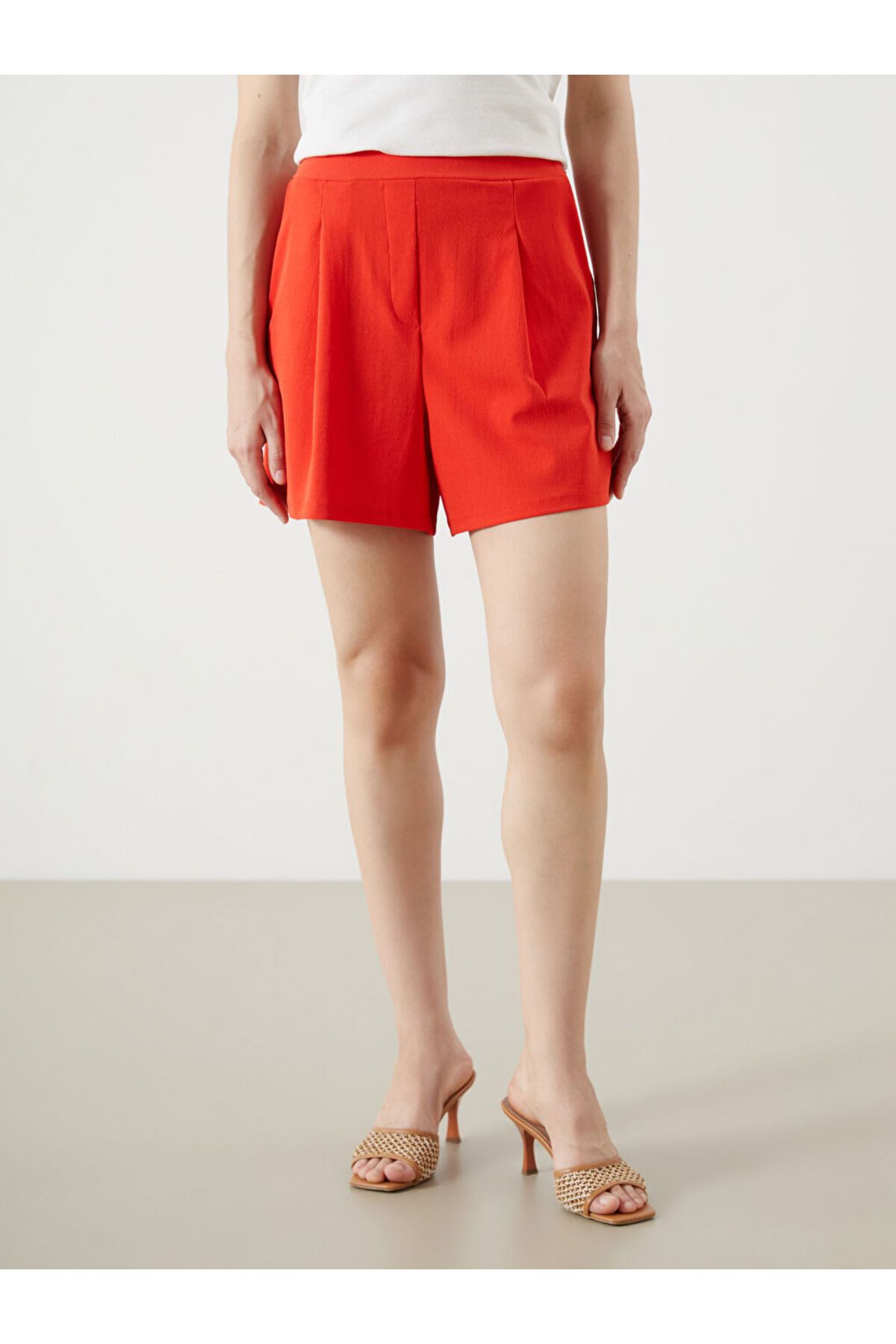 LC Waikiki-Sparkling Selections from Shining Store |   Red Elastic Waist Pleated Women's Shorts 2