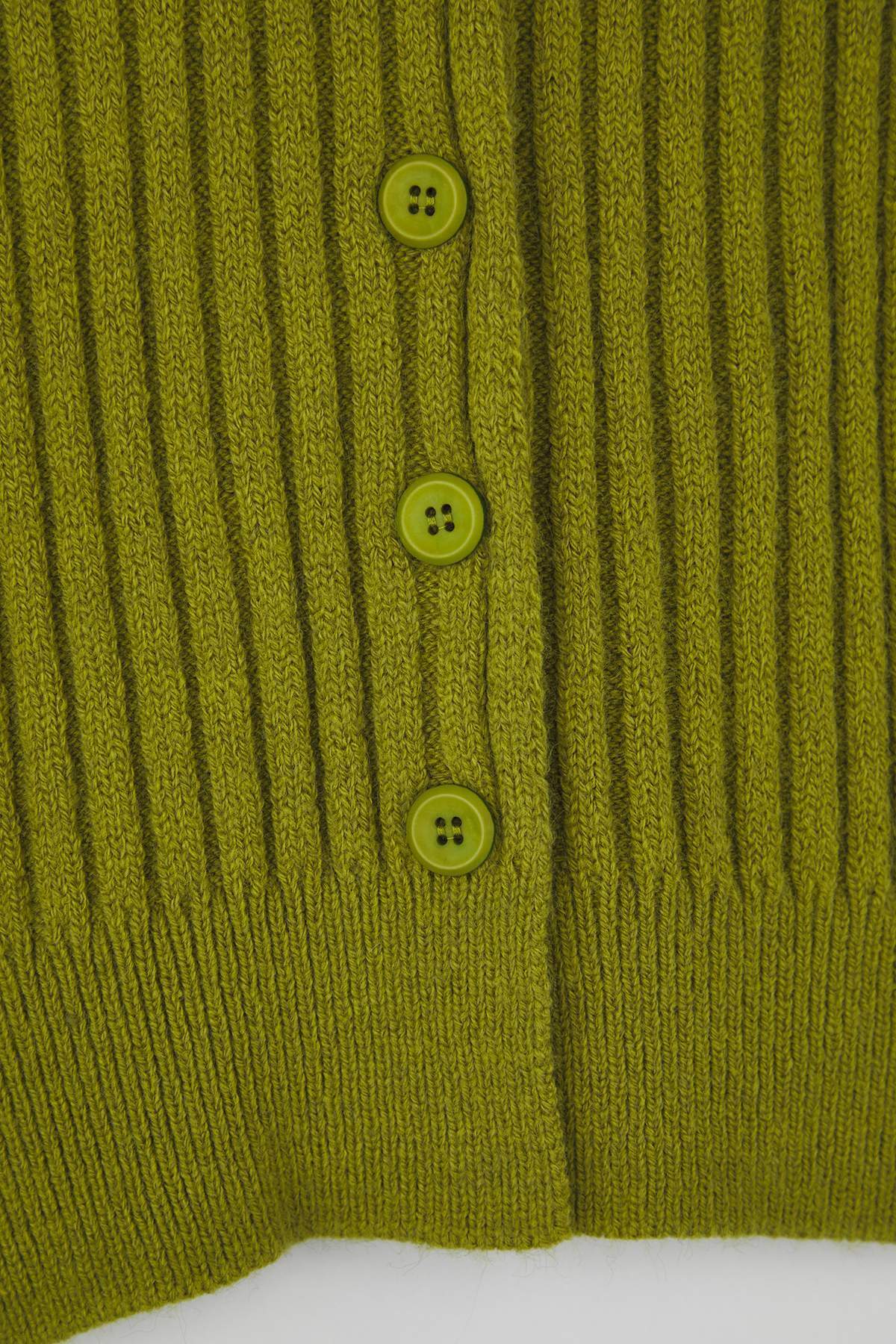 Trendyolmilla  Wardrobe Essentials Yağ Yeşili Geniş Kalıp Fitilli Yumuşak Dokulu Triko Hırka | TWOAW26HI00091 - Görsel 7