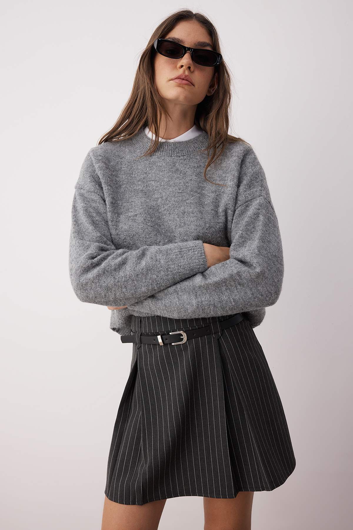 Trendyolmilla  Antrasit Kemerli Çizgili A-Line/Çan Dokuma Mini Etek TWOAW26ET00031 - Görsel 2