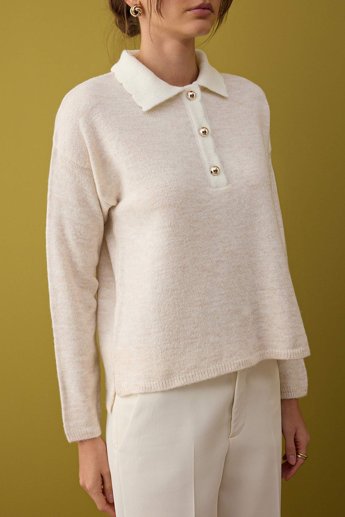 Trendyolmilla  Taş Yumuşak Dokulu Geniş Kalıp Triko Kazak TWOAW26KZ00062 - Görsel 3