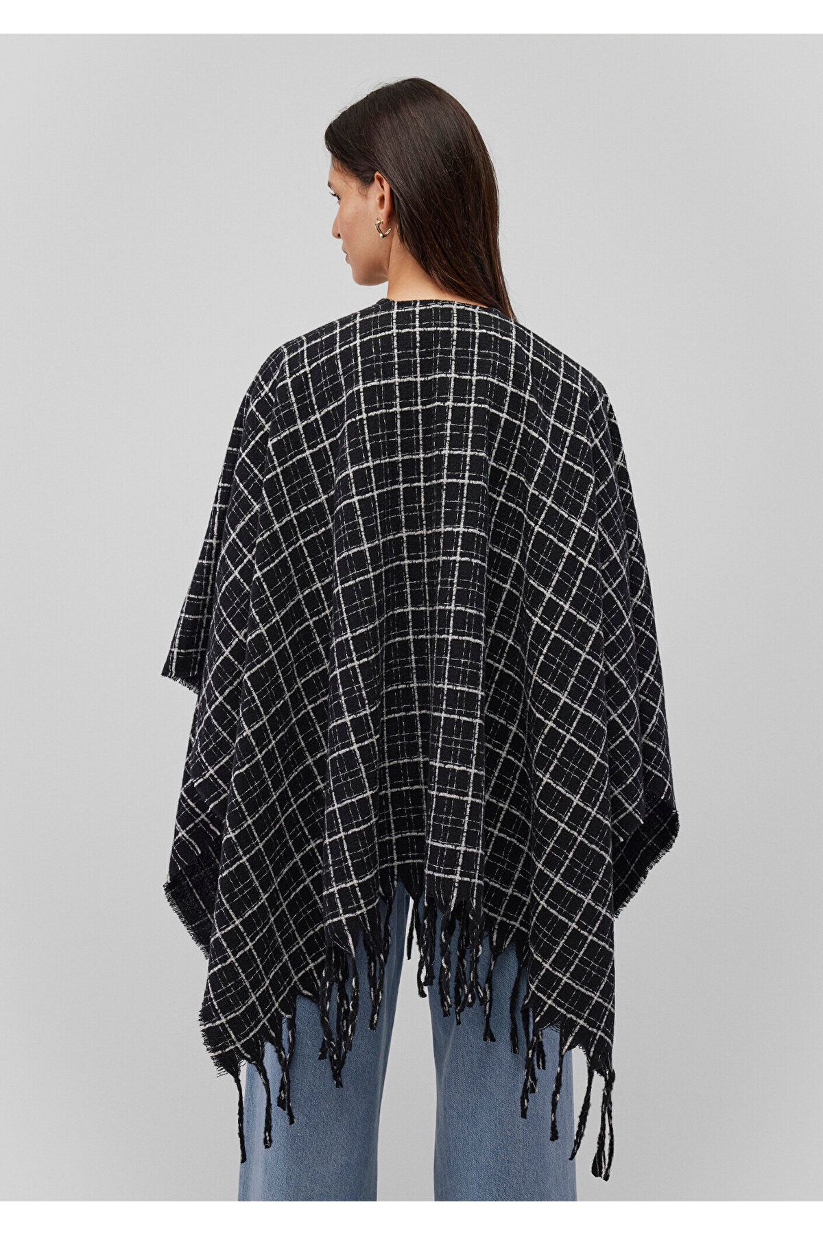 Mavi-Black Checkered Poncho 1912760 -900 4