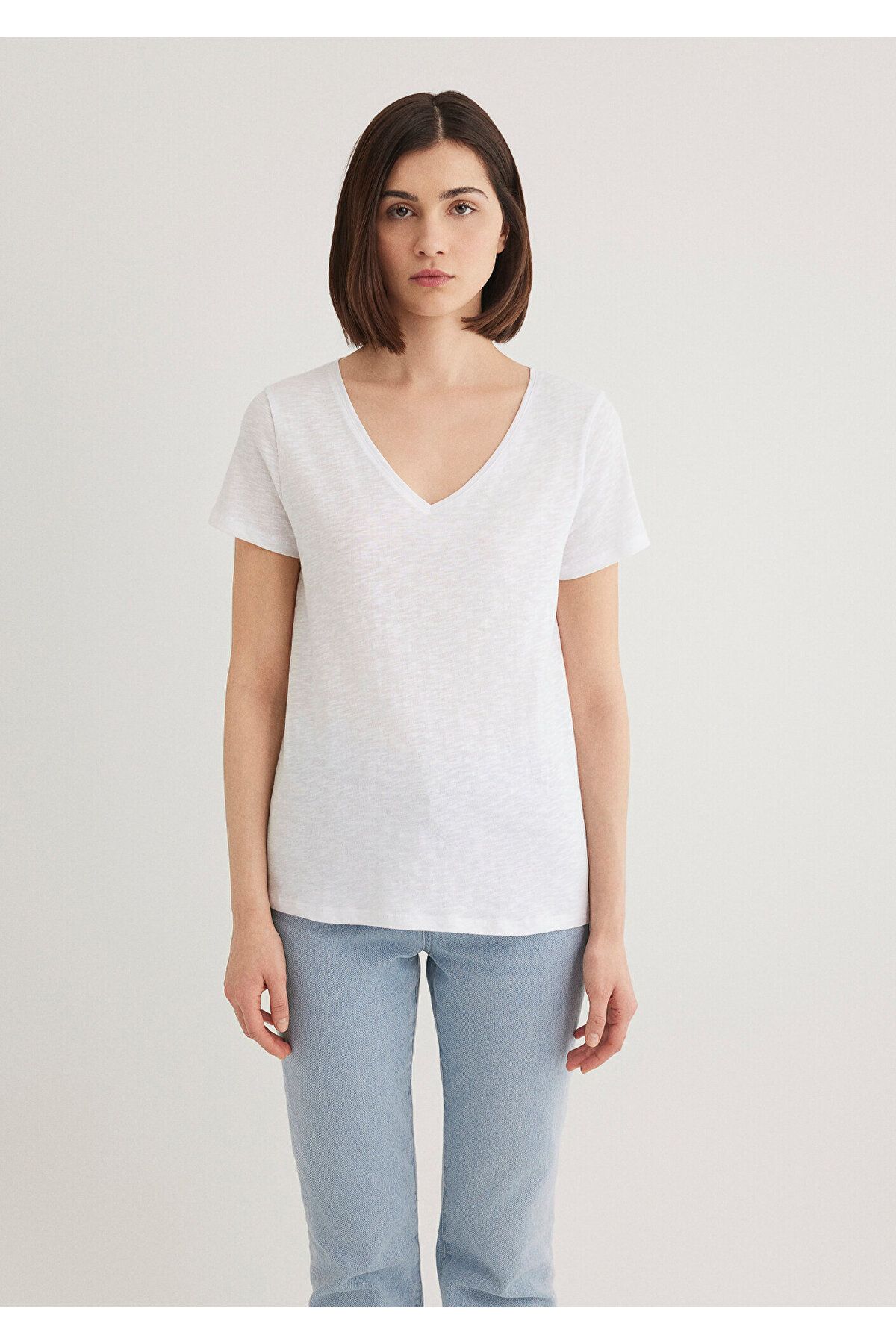 Mavi-Біла майка з V-подібним вирізом Flamed Slim Fit Tisort 168260620 3