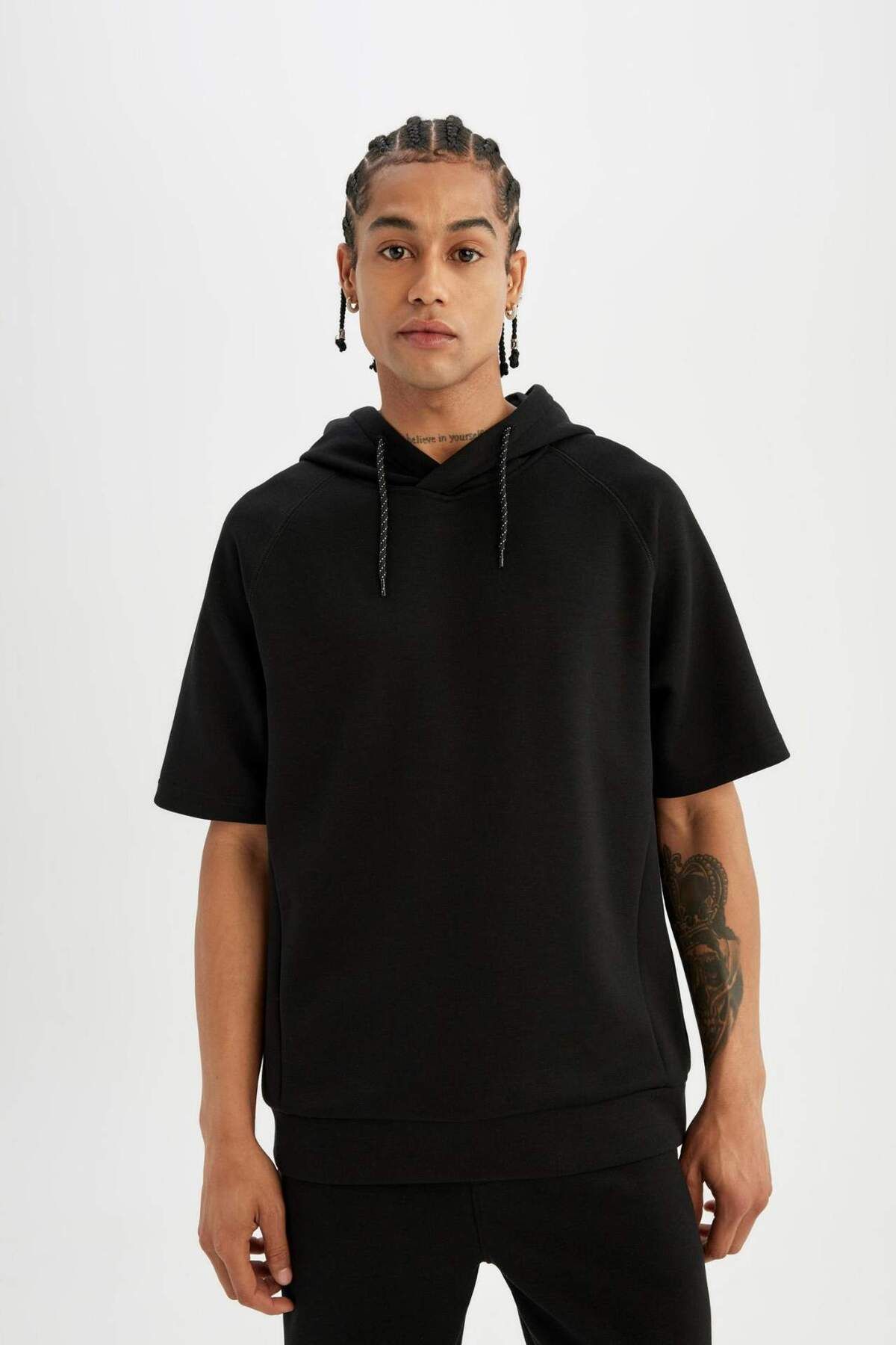 DeFacto-Fit Standard Fit Hooded Athlete κοντομάνικο Skuba Diver υφασμάτινο μπλουζάκι C9496ax24au 7