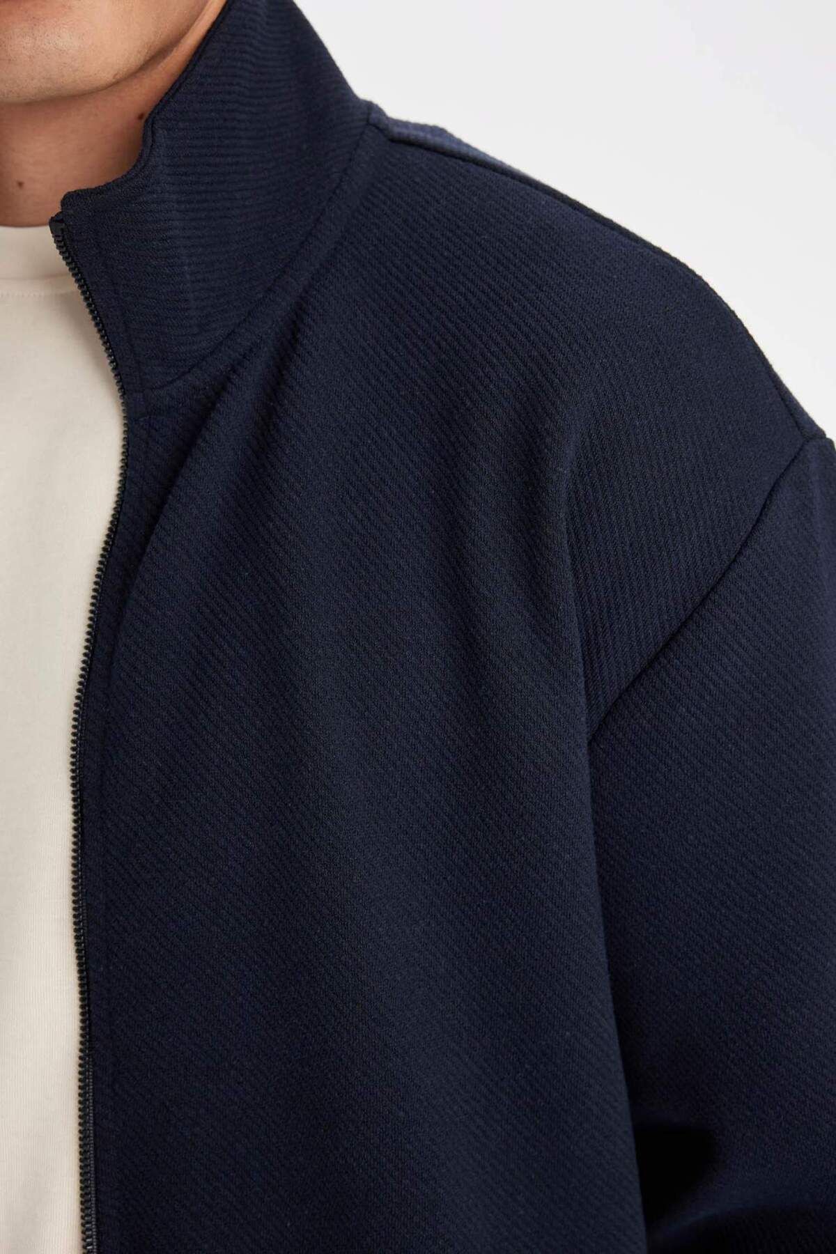 DeFacto-Comfort Regular Fit Relaxed Cut Stand Collar Pocket Basic Plain Zippered Sweatshirt D4971Ax24Au 5