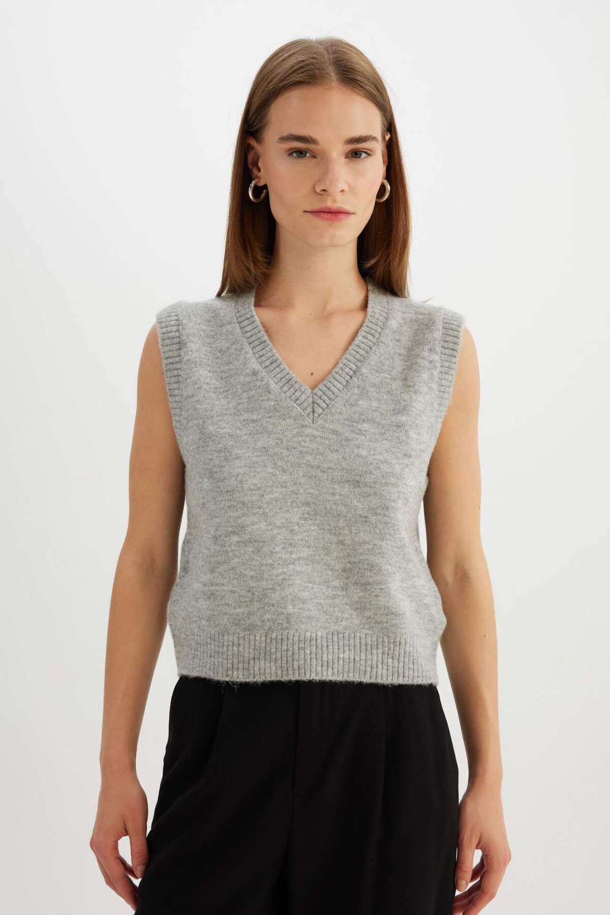 DeFacto-Regular Fit V-Ausschnitt Basic Unifarben Premium Strickweste C9048AX24WN 4