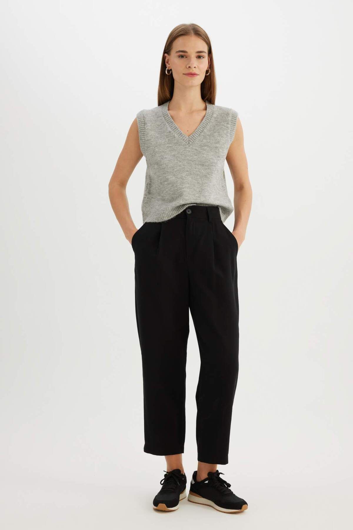 DeFacto-Regular Fit V-Ausschnitt Basic Unifarben Premium Strickweste C9048AX24WN 2