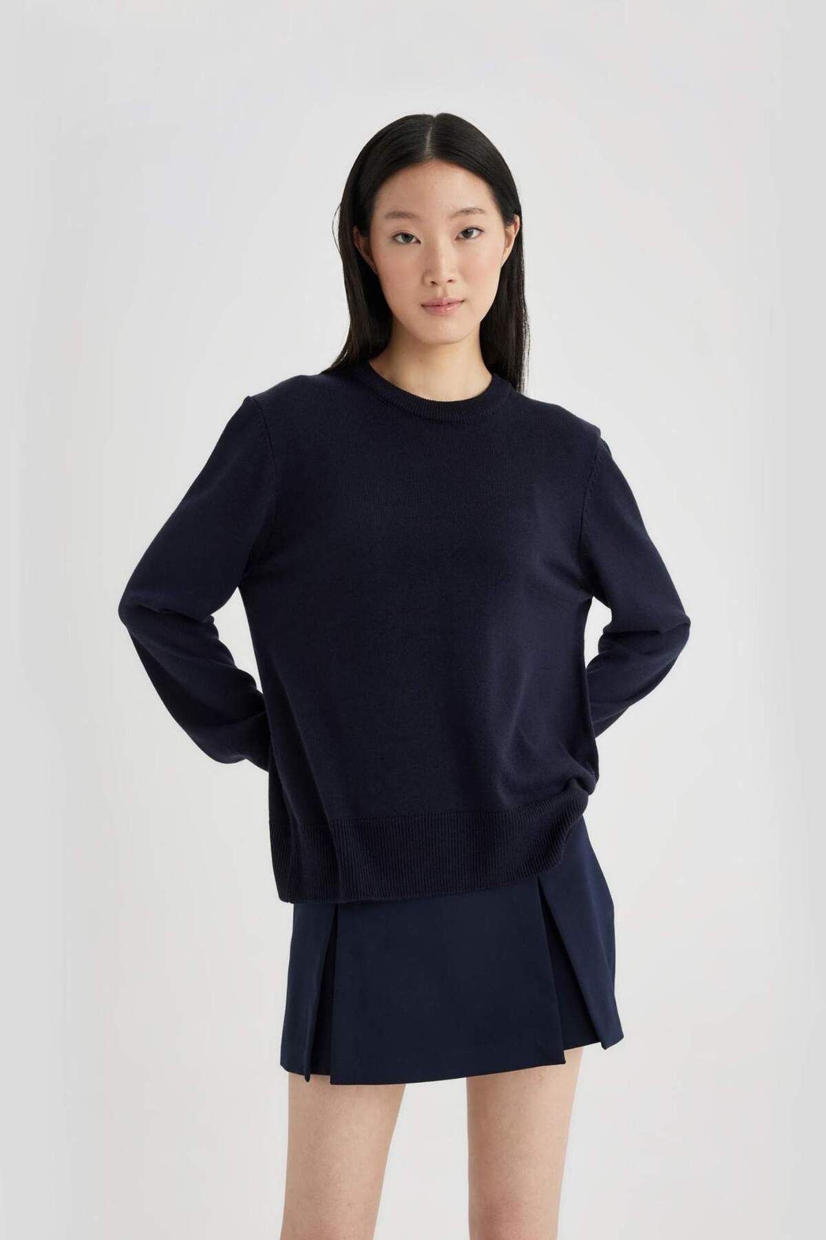 DeFacto-Regular Fit Soft Textured Rundhalsausschnitt Basic Trikot Pullover C0058ax24wn 6