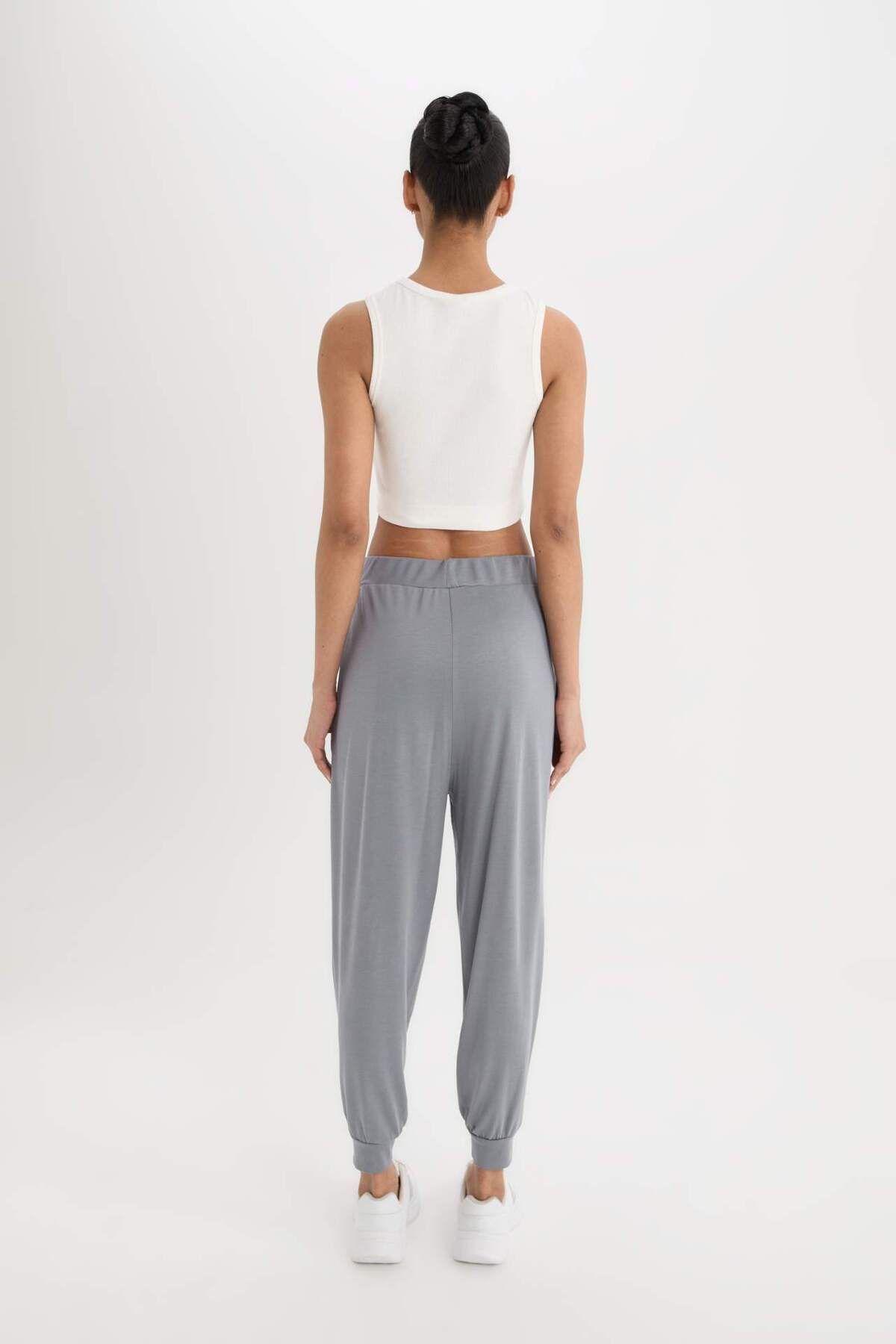 DeFacto-Passform: Oversize-Hose mit weitem Schnitt, Joggerbein, Standardlänge, Modalstoff C0492ax24sm 7