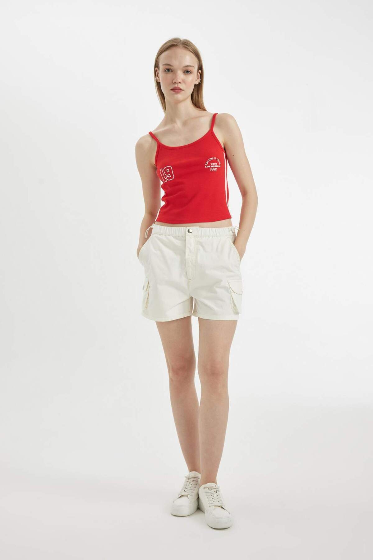 DeFacto-Ribana D4249AX24HS - Cooles, tailliertes Sport-Tanktop 2