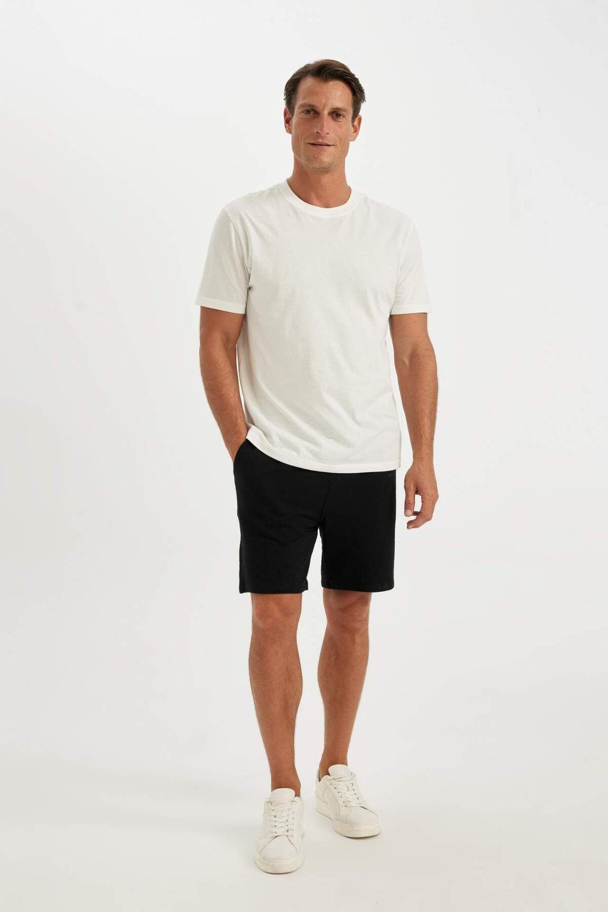 DeFacto-Regular Fit Šortky s kapsami Jacquard Basic D5107AX24SM 1