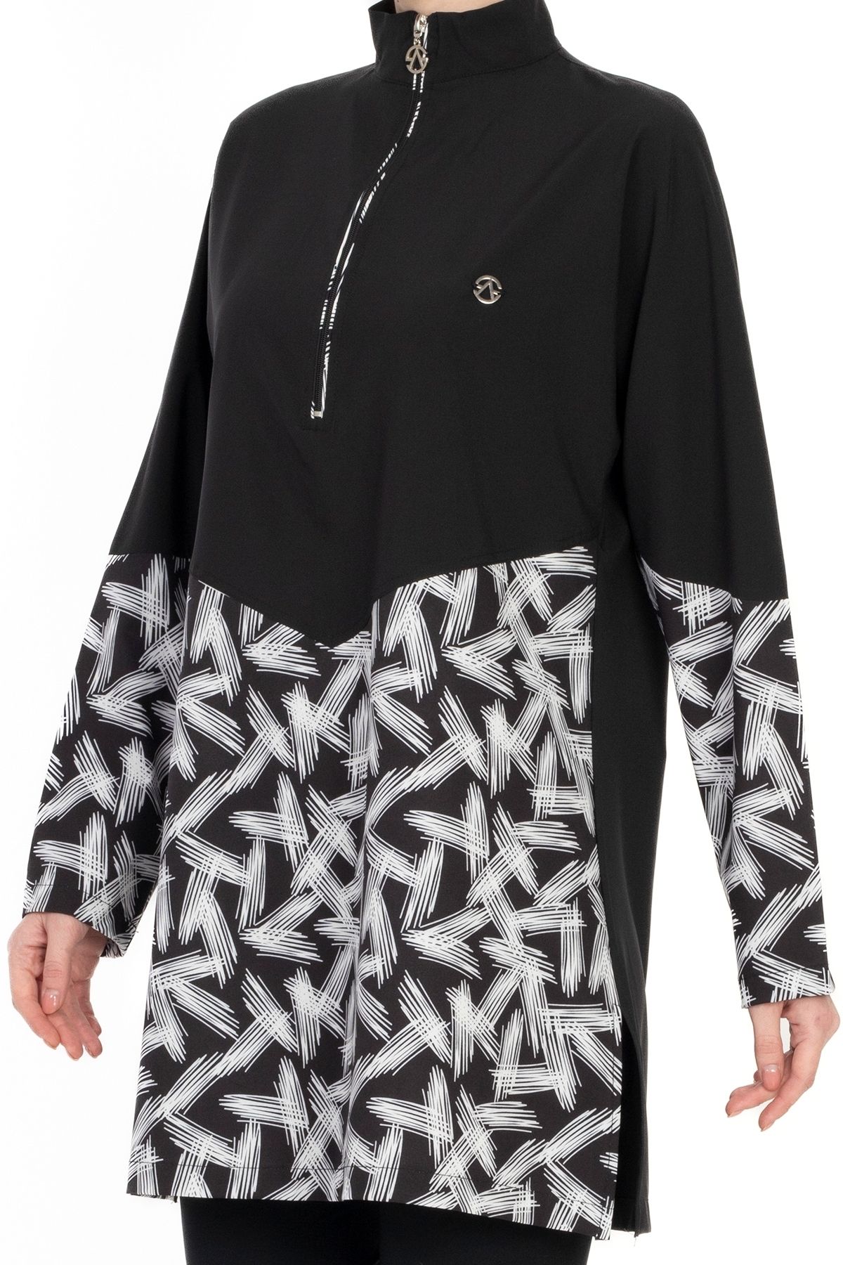 InStyle-Brush Pattern 4 Piece Black Hijab Swimsuit 6066A 4