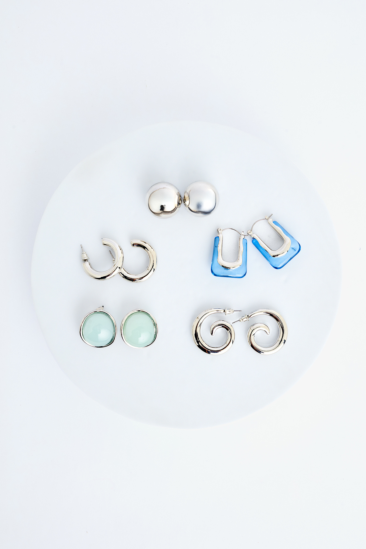 Penti-Manica Silberfarbenes Ohrring-Set 1
