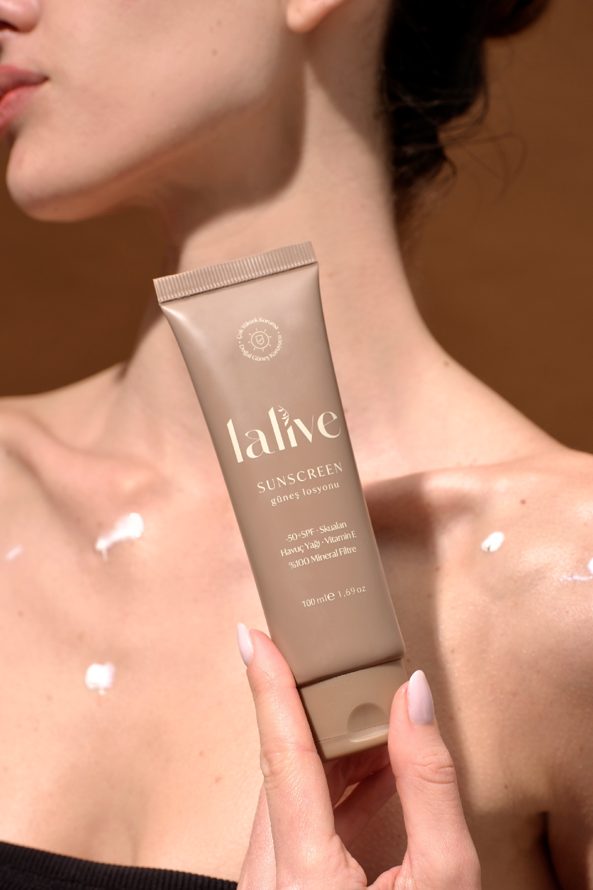 کرم ضد آفتاب ۱۰۰٪ طبیعی با فیلتر معدنی و محافظت بالا، SPF 50، ۱۰۰ میلی لیتر — ۱۵۳.۹۹.۰۳.۰۰۴ — تصویر 3 از 7