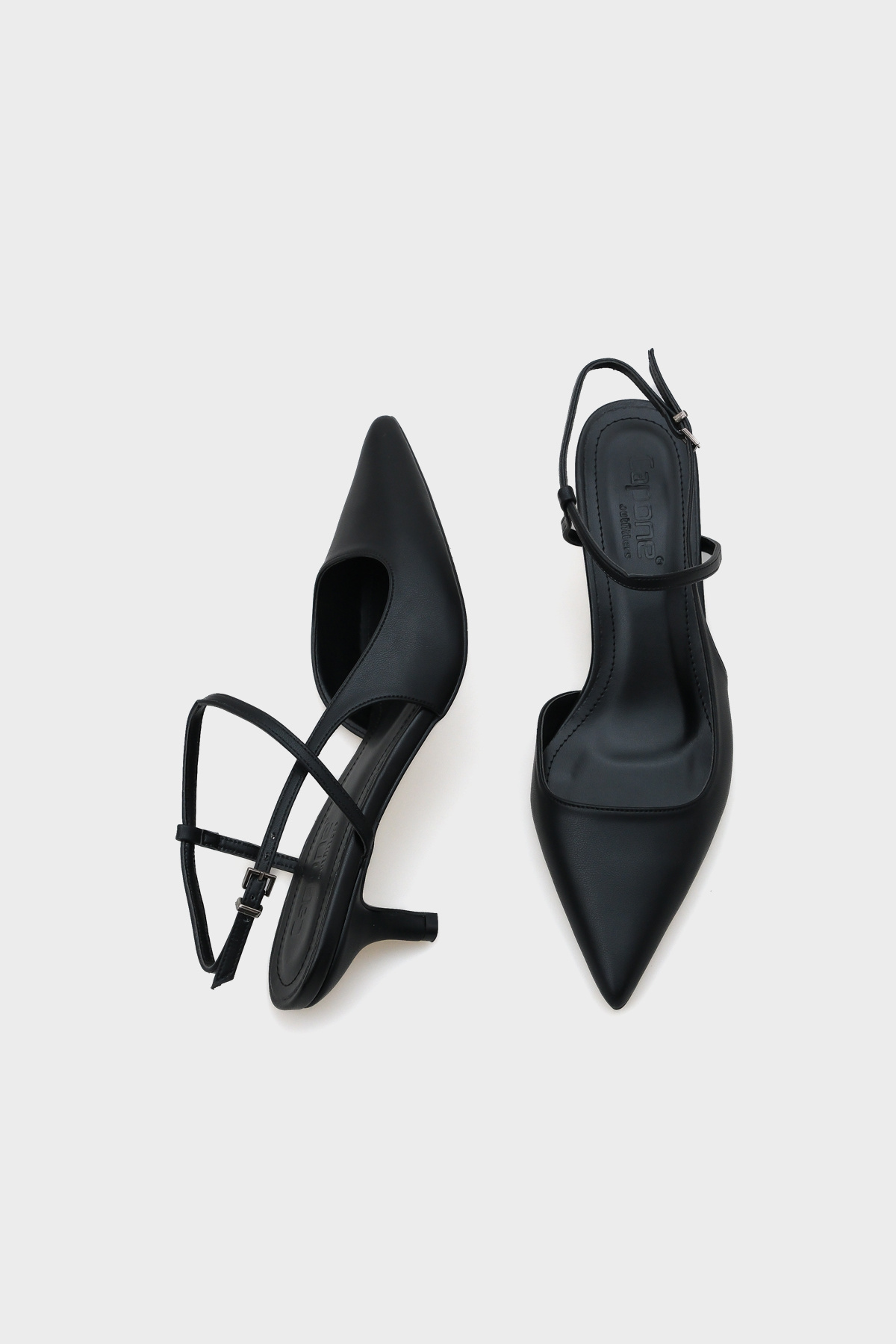 Capone Outfitters-Perla Damenschuhe mit mittlerem Absatz, Knöchelriemen und spitzer Zehenpartie 5