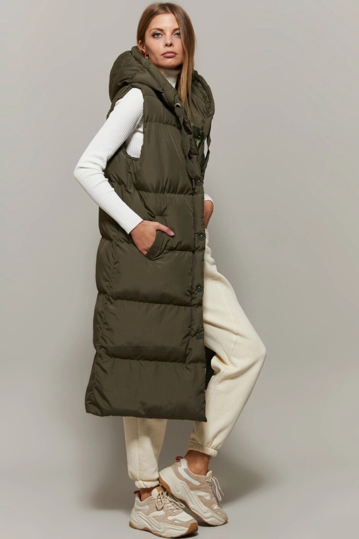 Cool & Sexy-Khakifarbene lange Pufferweste für Damen – DAF05 2