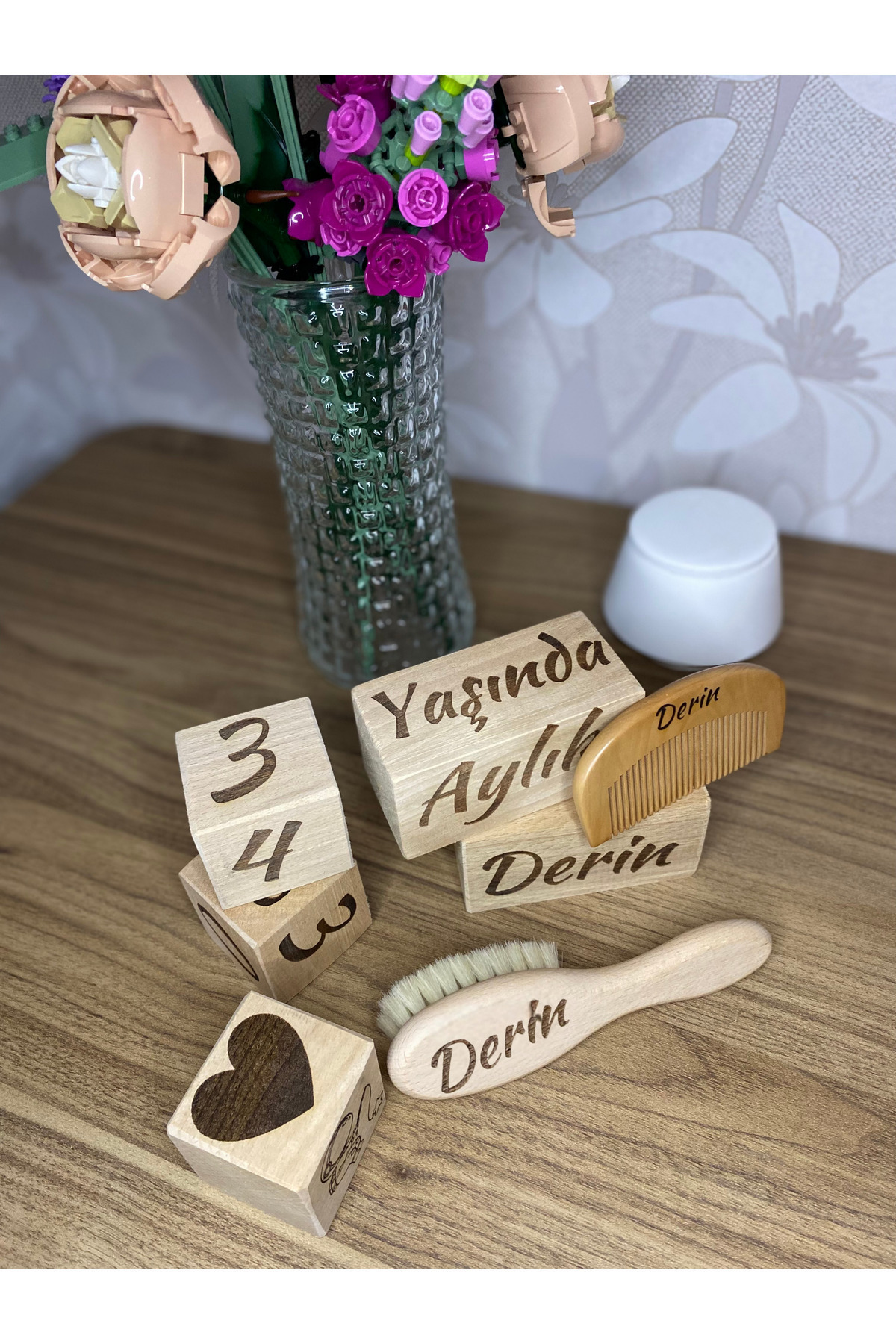 derincase İsimli Bebek Anne Anı Küpü %100 Doğal Keçi Kılı Saç Fırçası, Şimşir Tarak 7'li Set Lazer Markalama fotoğrafı 2 (önizleme)