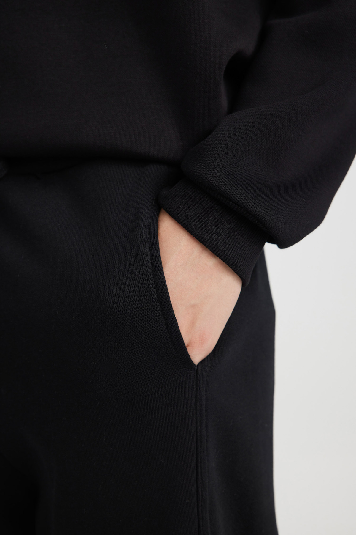 DeFacto-Jogginghose mit normaler Passform, elastischer Taille, Basic, einfarbig, mit Taschen, gerader Beinabschluss D9707AX24AU 4
