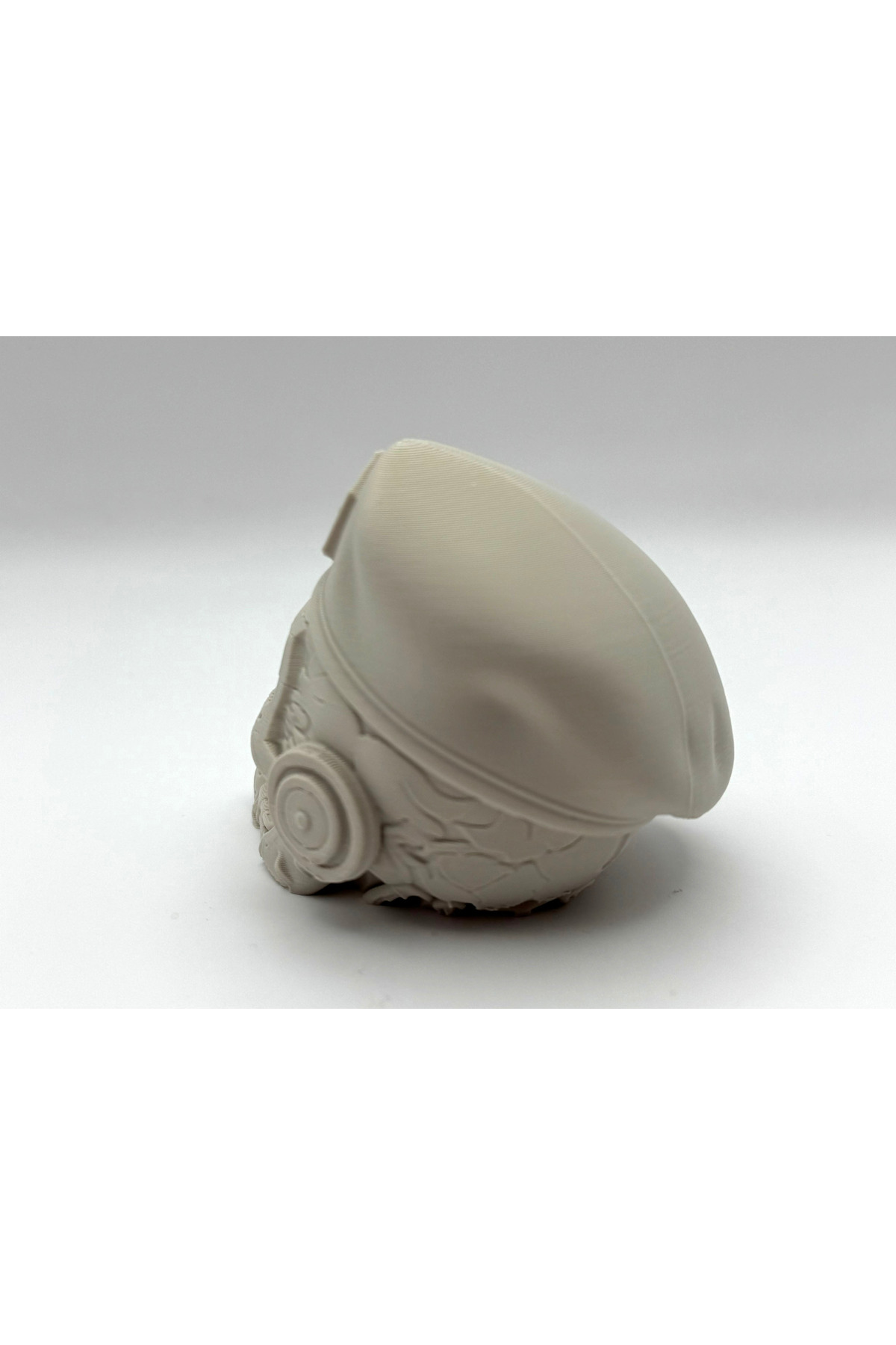 Figurine de crâne de cyber-soldat avec chapeau 10 cm | Objet de bureau décoratif gothique