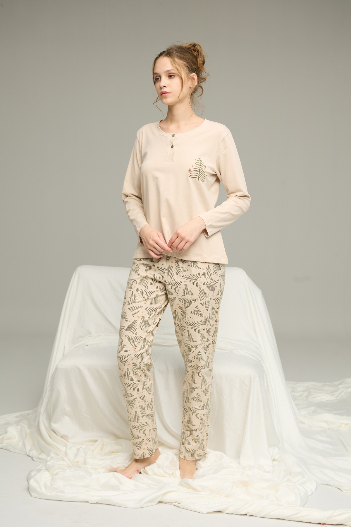 Siyah İnci bej desenli Düğmeli Örme Pamuklu Pijama Takım25240223 görsel 2