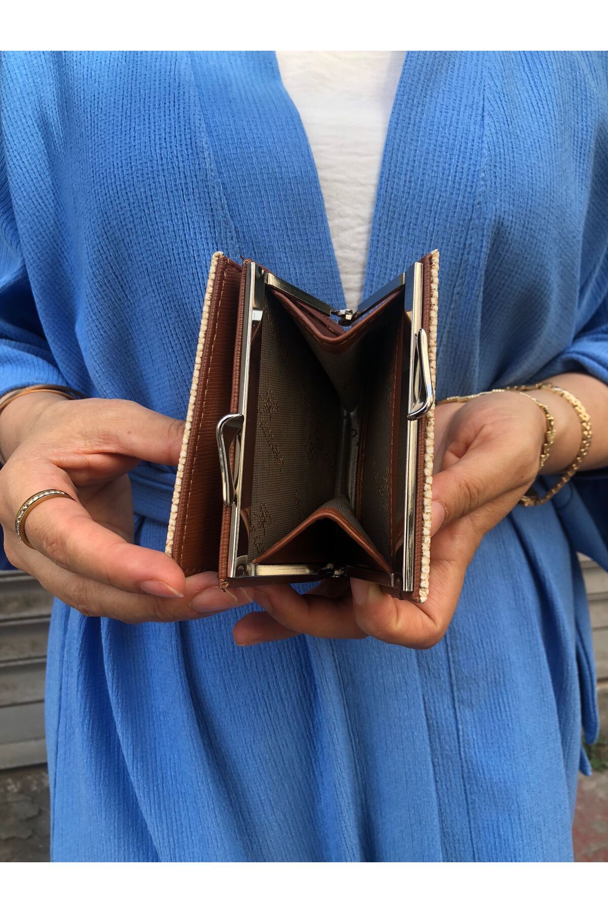 H&D COLLECTİON-Very Stylish Lock Detailed Small Size Wallet with Coin Compartment 8056 3