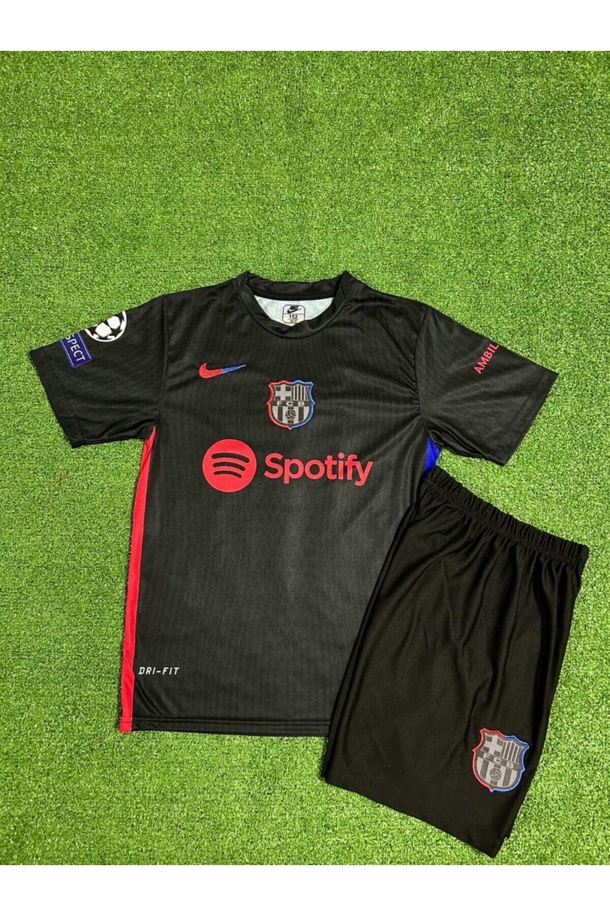 kombinezyum Barcelona 2024/25 İsimsiz Deplasman Siyah Yeni Sezon Çocuk Forması