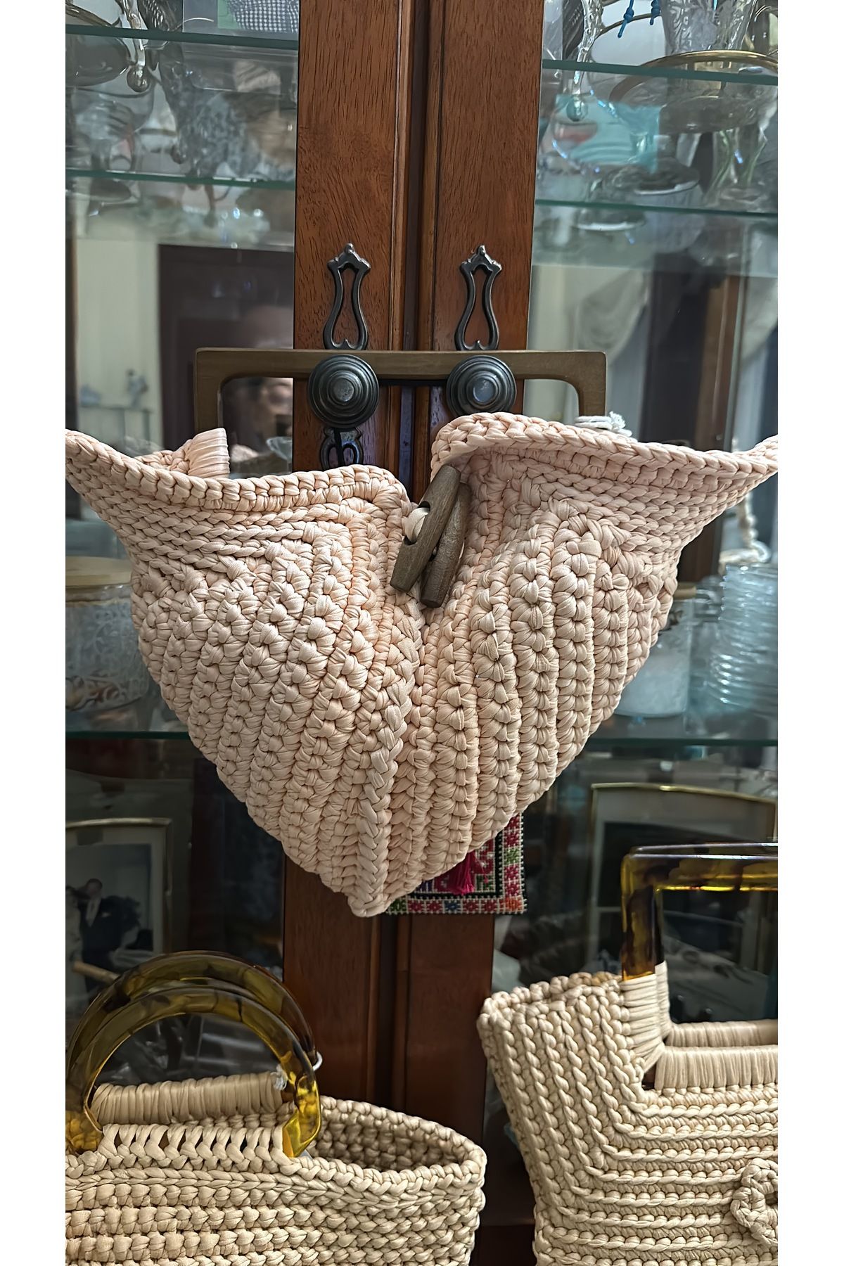 Randsac-Peach Crochet Handbag with V-shaped Design, Wooden Clasp, and Geometric Handle 2