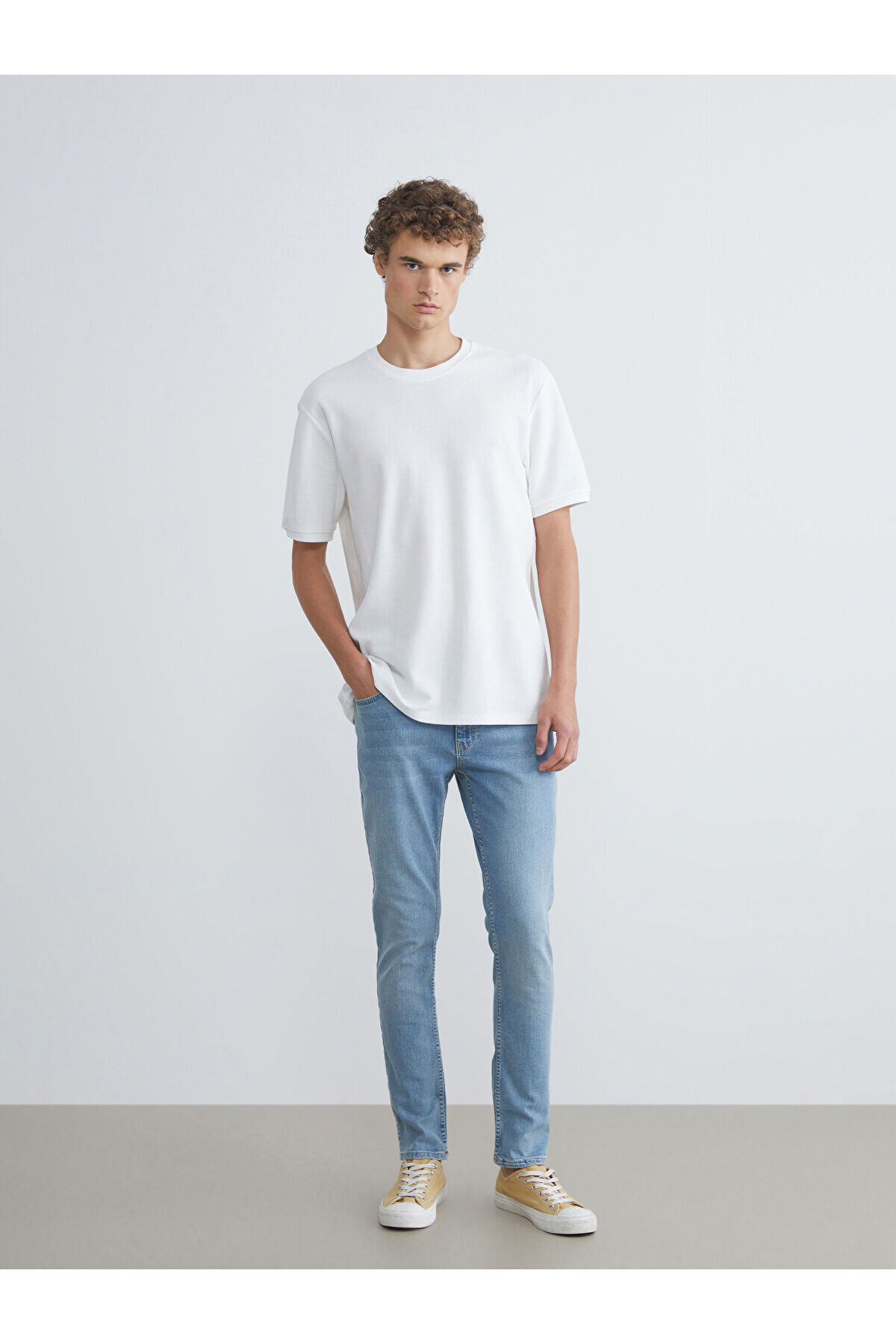 شلوار جینمردانهLC Waikikiرنگارنگ