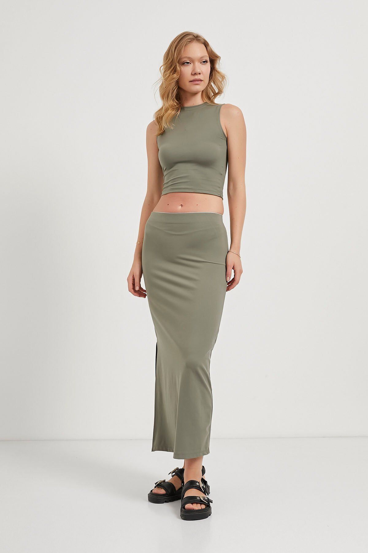Modasultan-Premium Super Lycra Soft Long Skirt with Elastic Waist and Side Slits 2