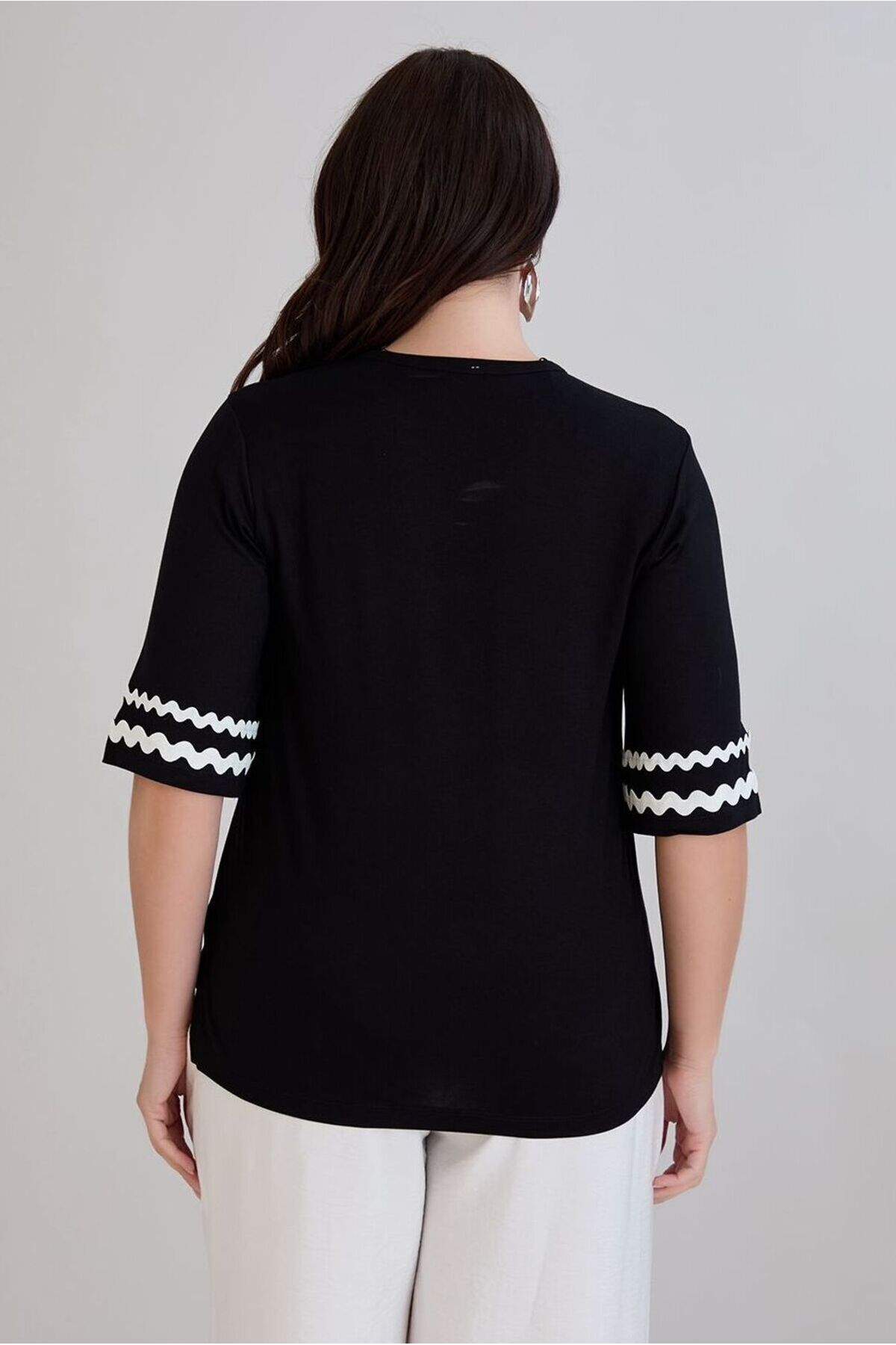 FOR ESRA BIG TREND  Kadın Büyük Beden Dalga Bordür Detaylı Truvakar Kol Yan Yırtmaçlı Esnek Viskon Bluz - Görsel 9
