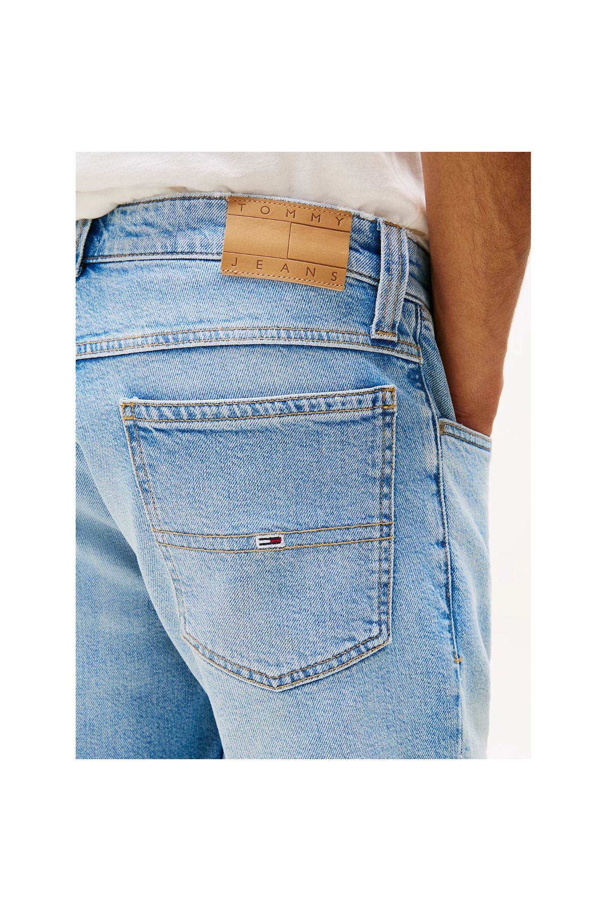 Tommy Hilfiger-Bermuda Shorts, for Men, with Pockets, with Logo, Zip and Buttons Closure 4