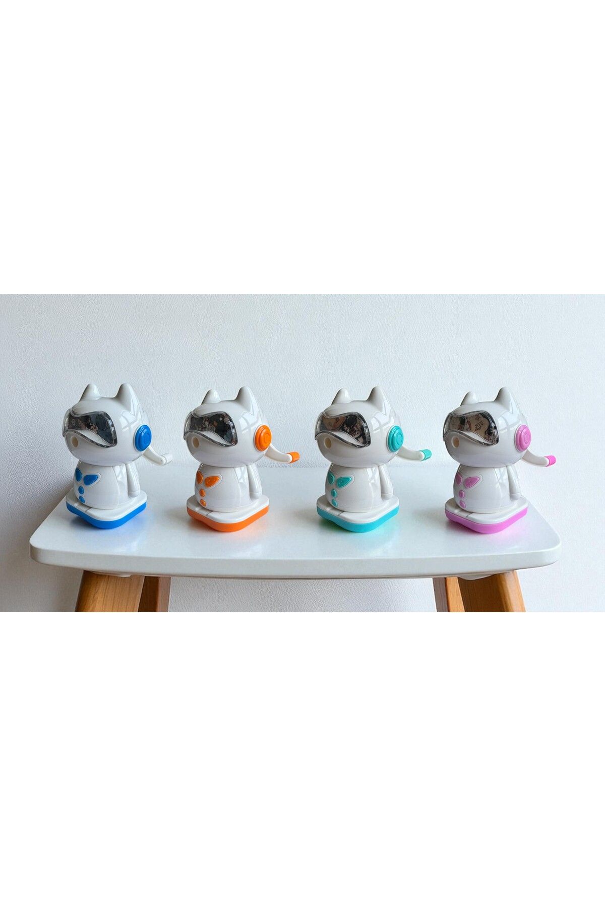 Polin-Mechanical Pencil Sharpener with Cat Design, Rotating Lever, 4 Color Options 7