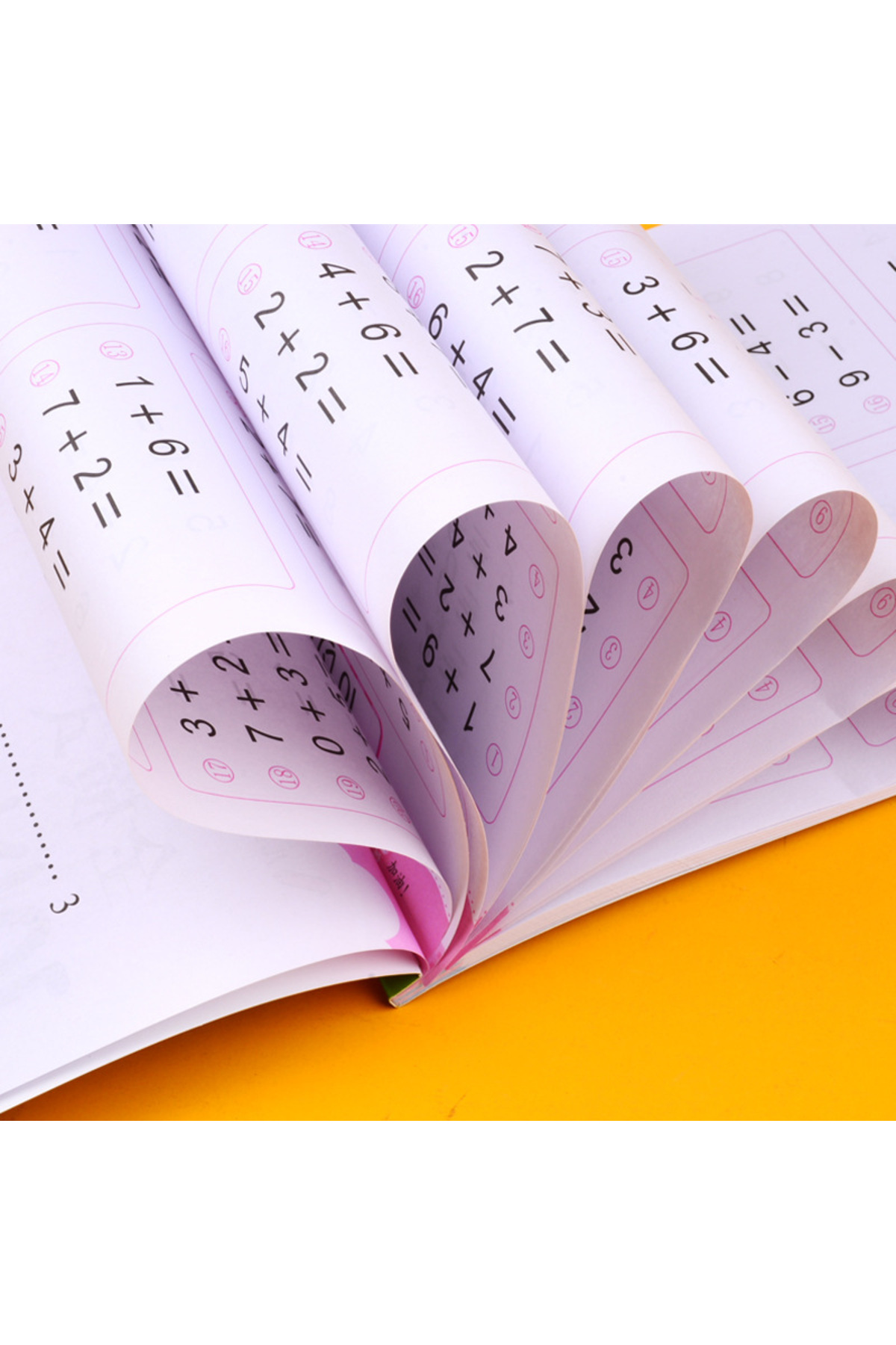 حساب تا ۵۰، کتاب ریاضیات آموزشی کودکان، جمع و تفریق، دانش‌آموزان، خط‌نوشت