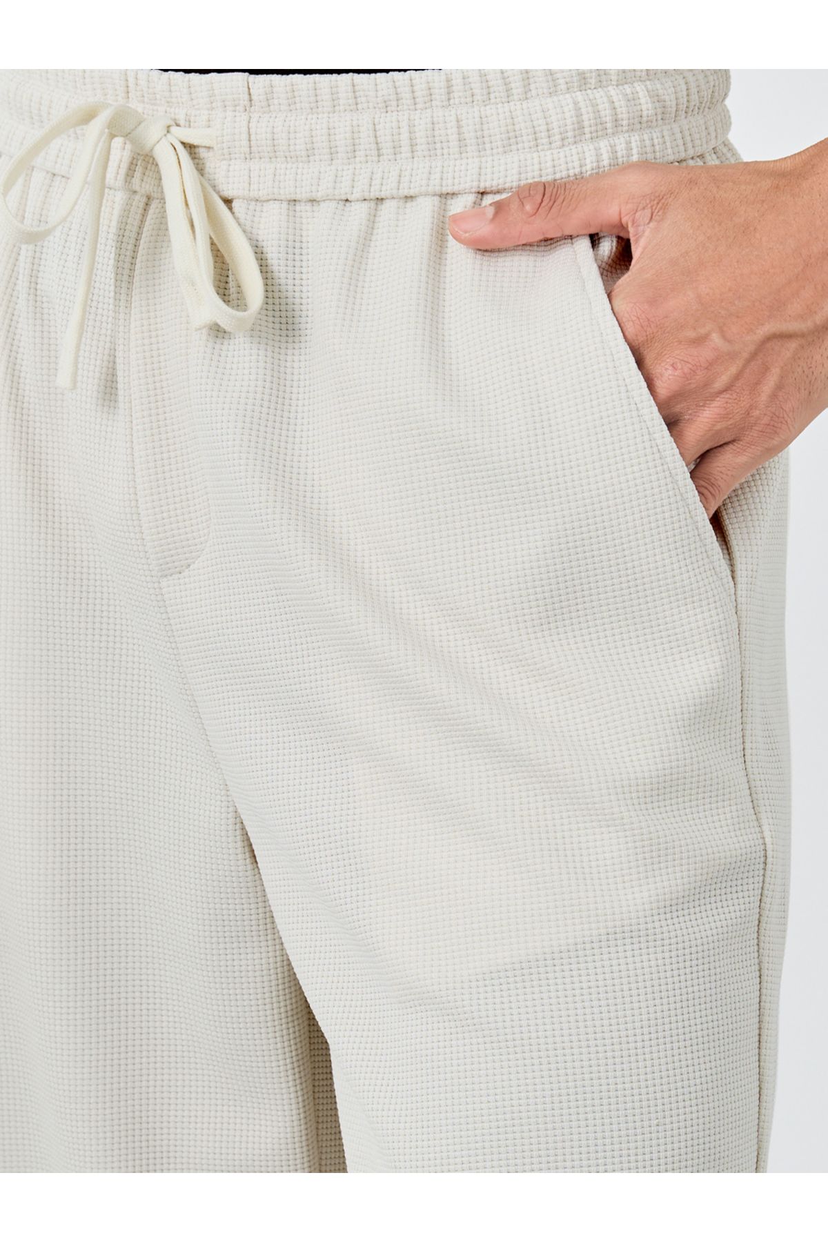 Styli-Oversized Open Hem Joggers with Drawstring 3