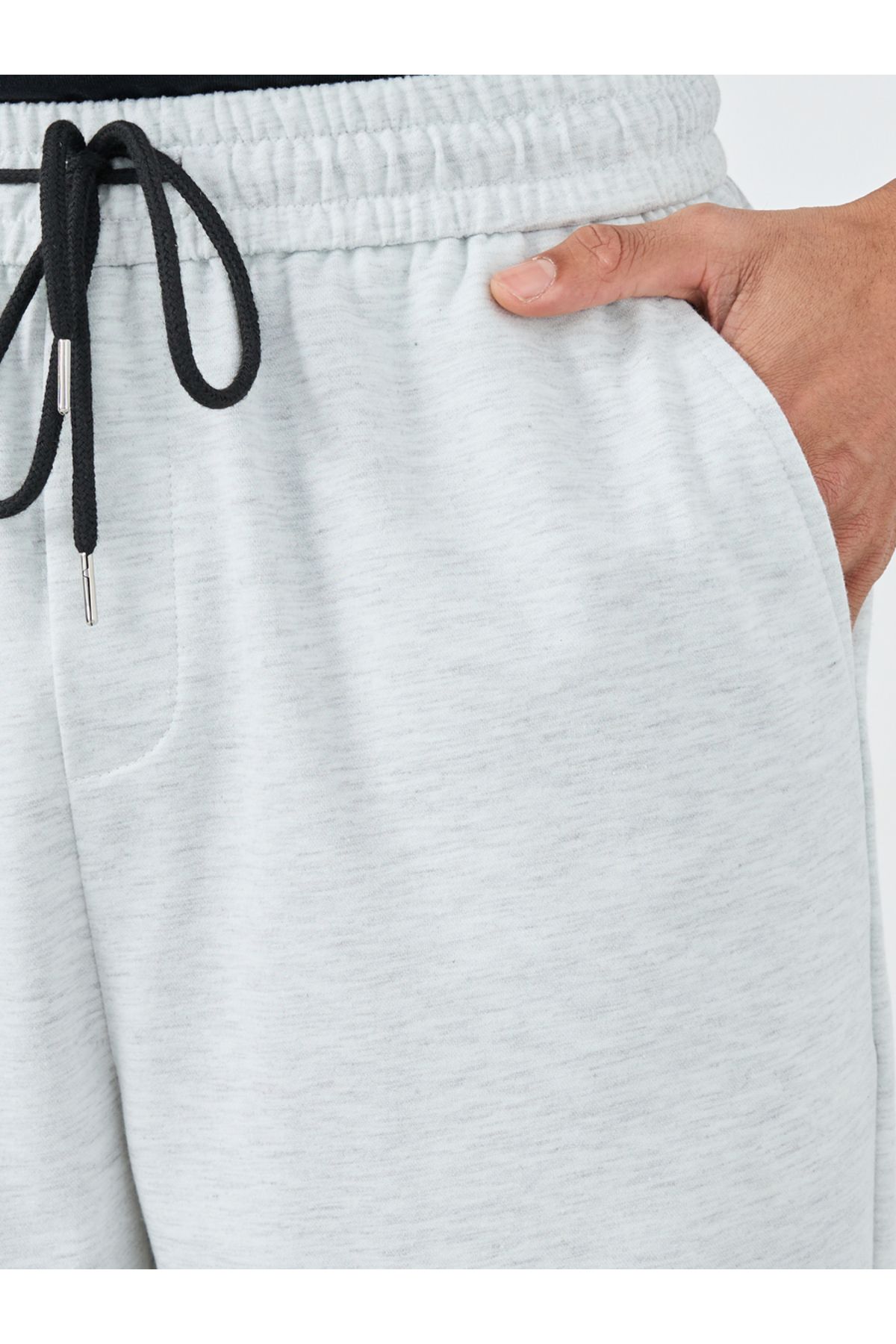 Styli-Oversized Open Hem Joggers with Placement Print Detail 3
