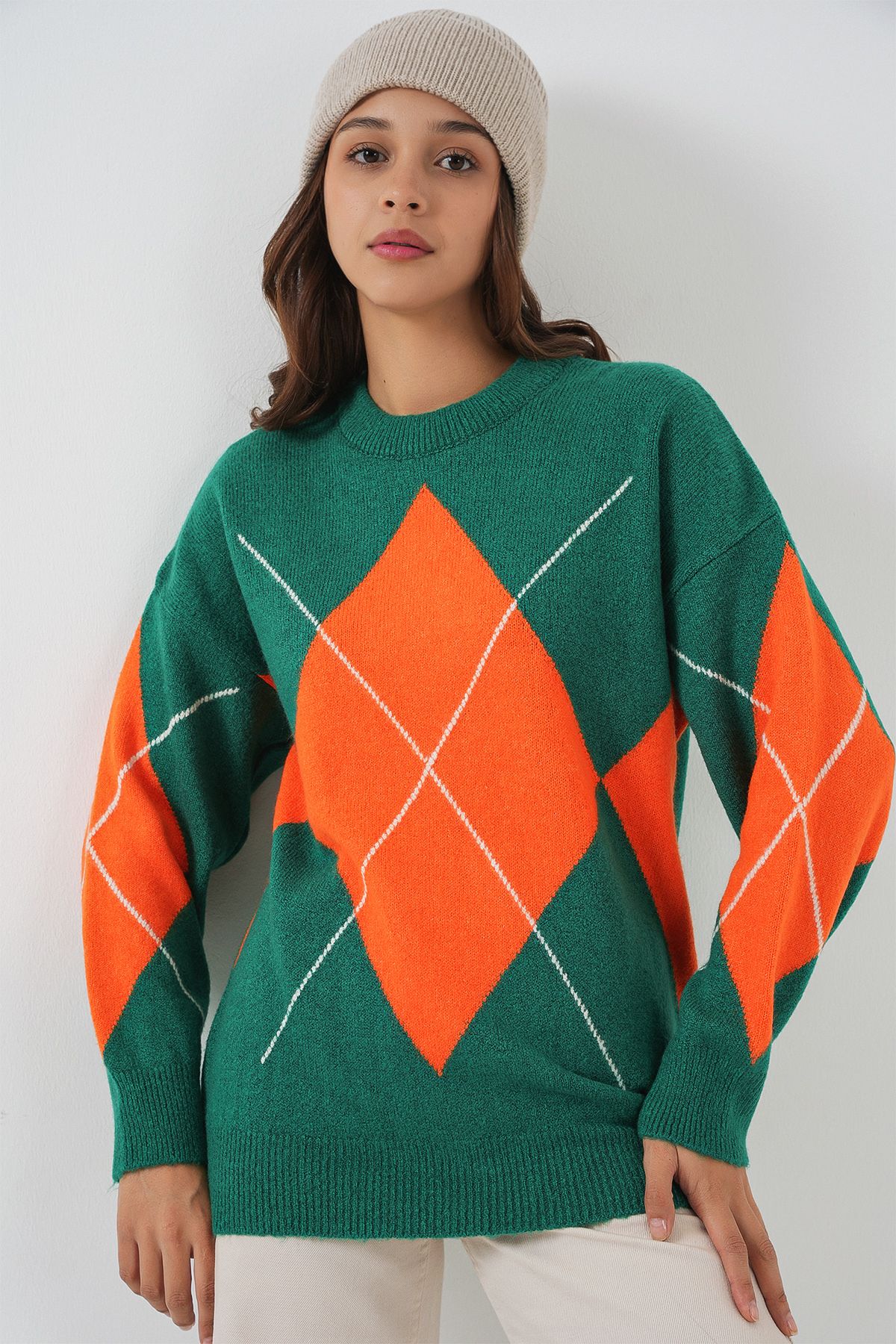 Bigdart-15895 Diamond Patterned Oversize Sweater - A. Emerald Green 4