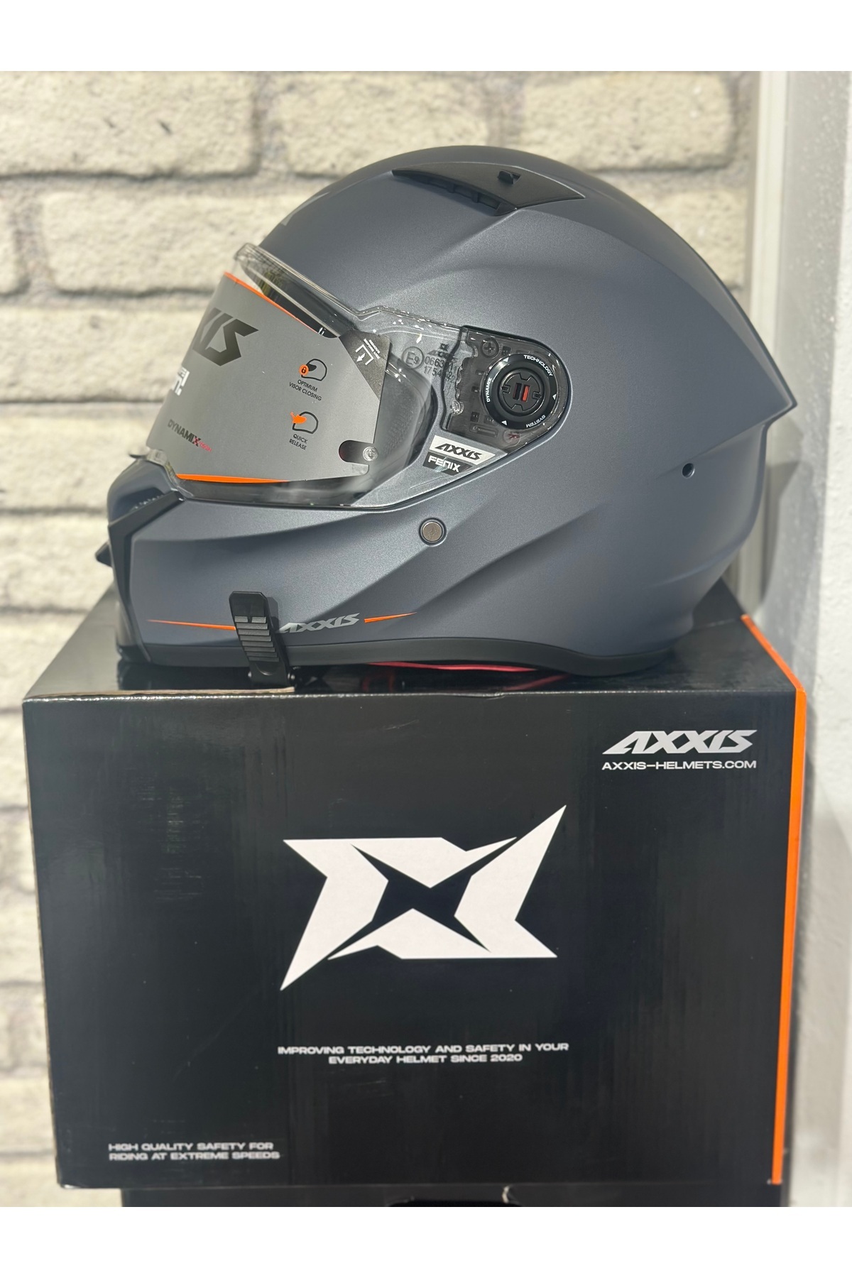Axxis Fenix Gloss Siyah Vizörlü Kask - Fiyatı, Yorumları