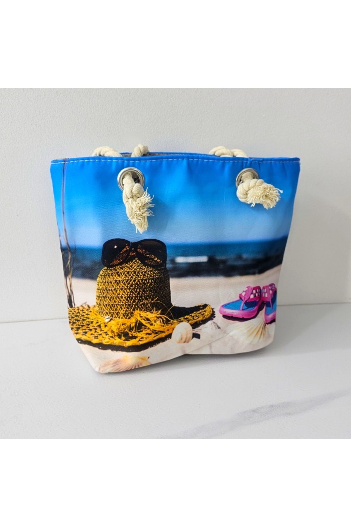 FashionForYou-Mini beach bag with summer print and string handles, Wednesday 5