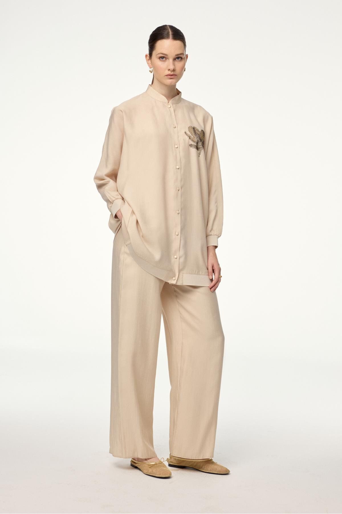 Zühre-Stone Double Suit with Stand Collar Processing Detail Tk-1610 5