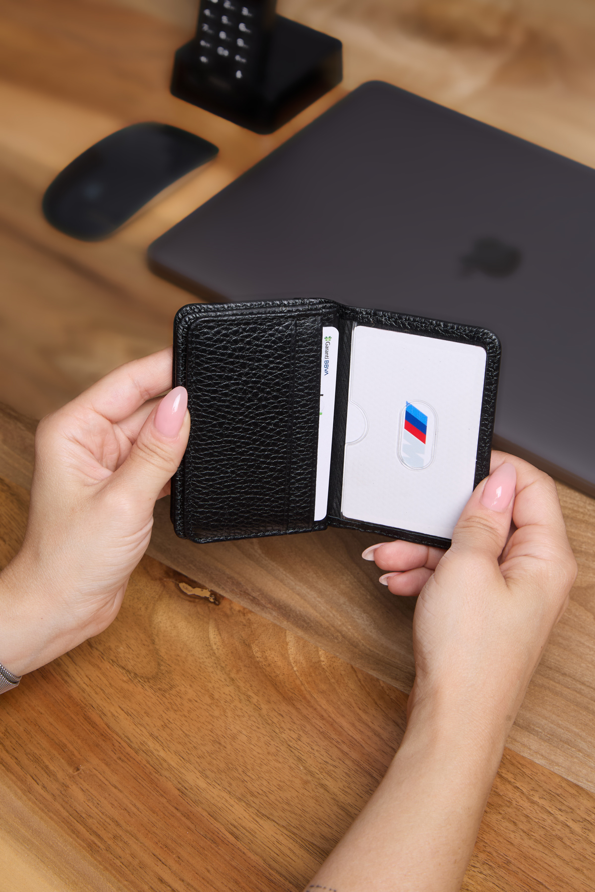 Milian's  3781 Hakiki Deri Kartlık Dikey kartlık - Görsel 4