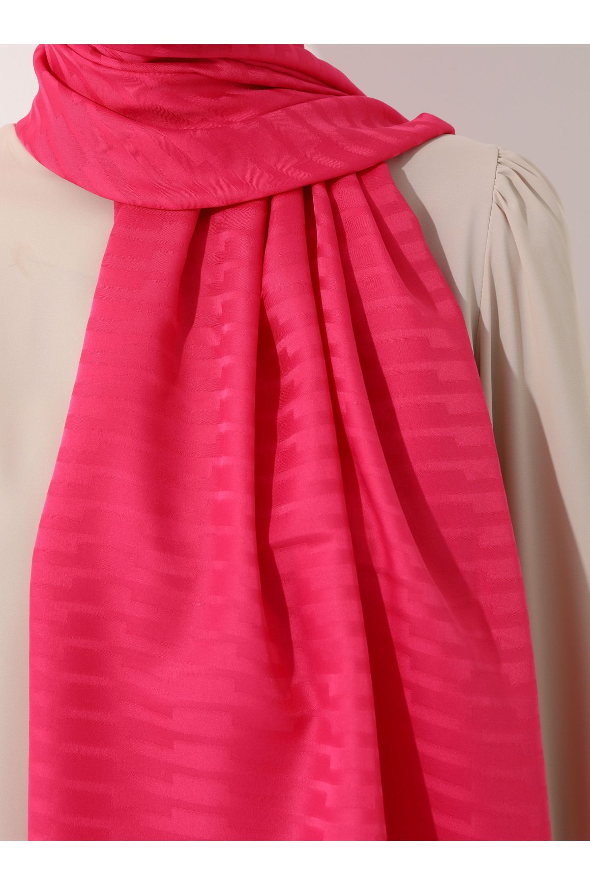 Tuva-Diamond Stripe Pattern Shawl - Fuchsia - 4