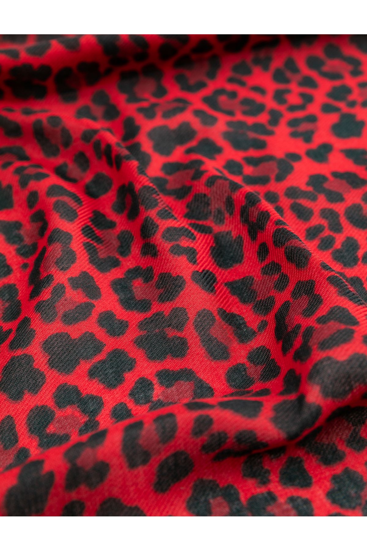 Koton-Leopard Square Shawl 3